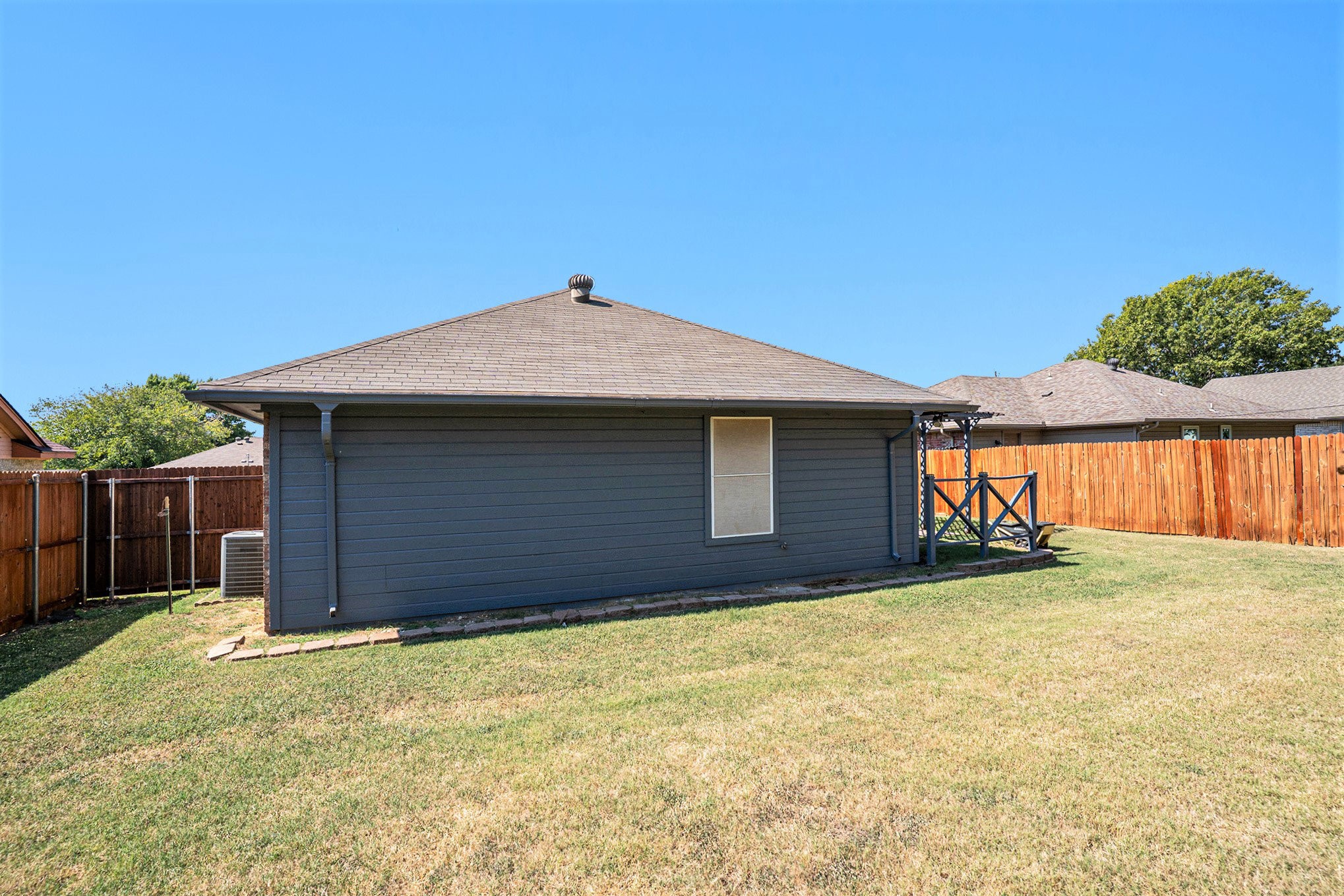 602 Mcanear Street Cleburne TX 76033
