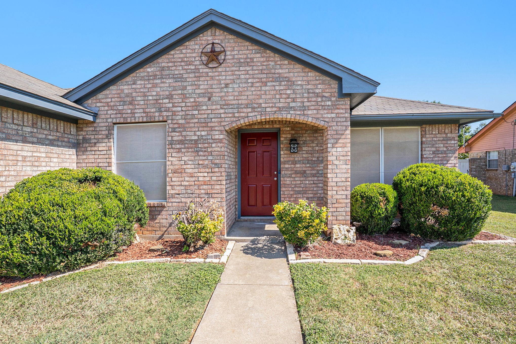602 Mcanear Street Cleburne TX 76033