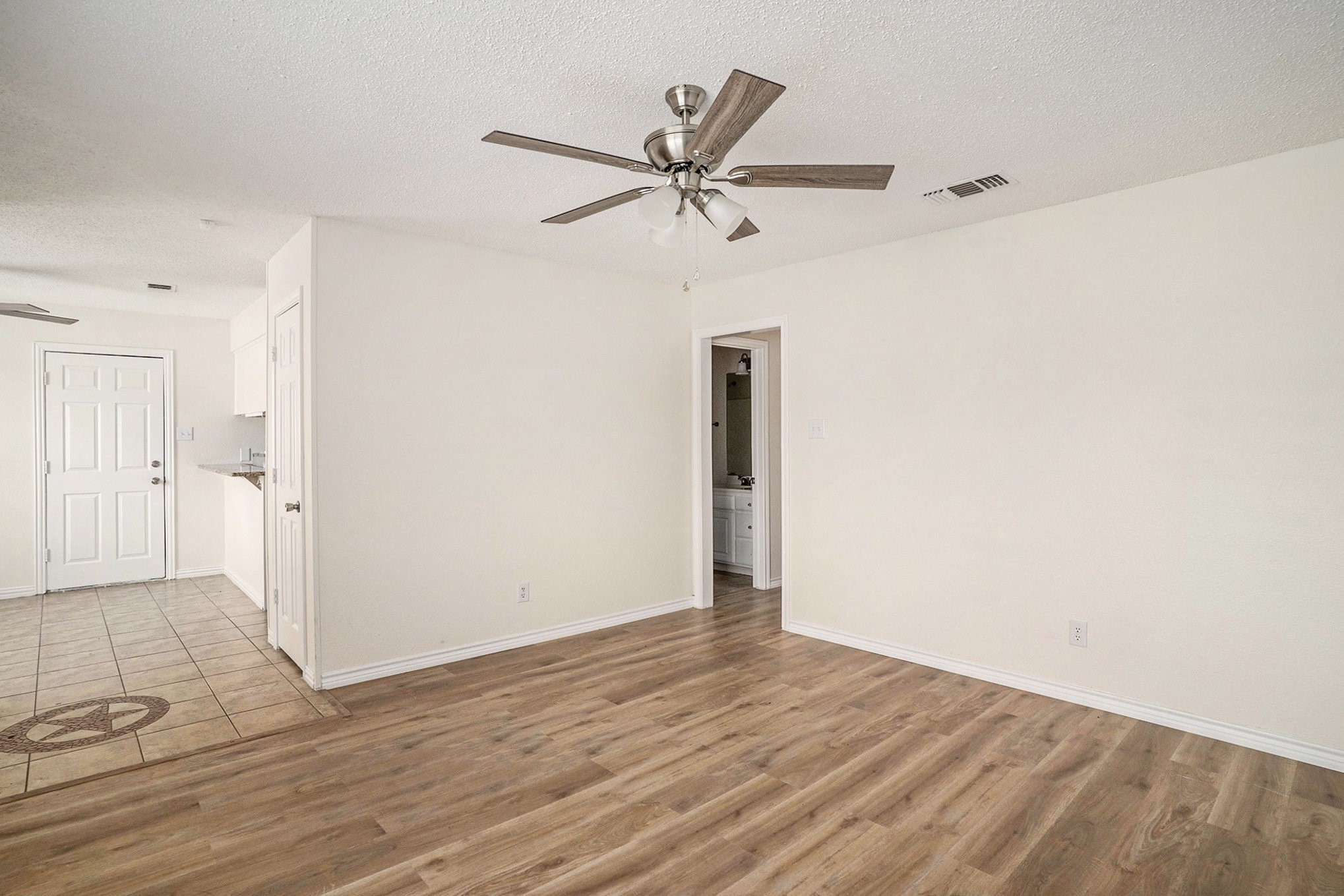 602 Mcanear Street Cleburne TX 76033
