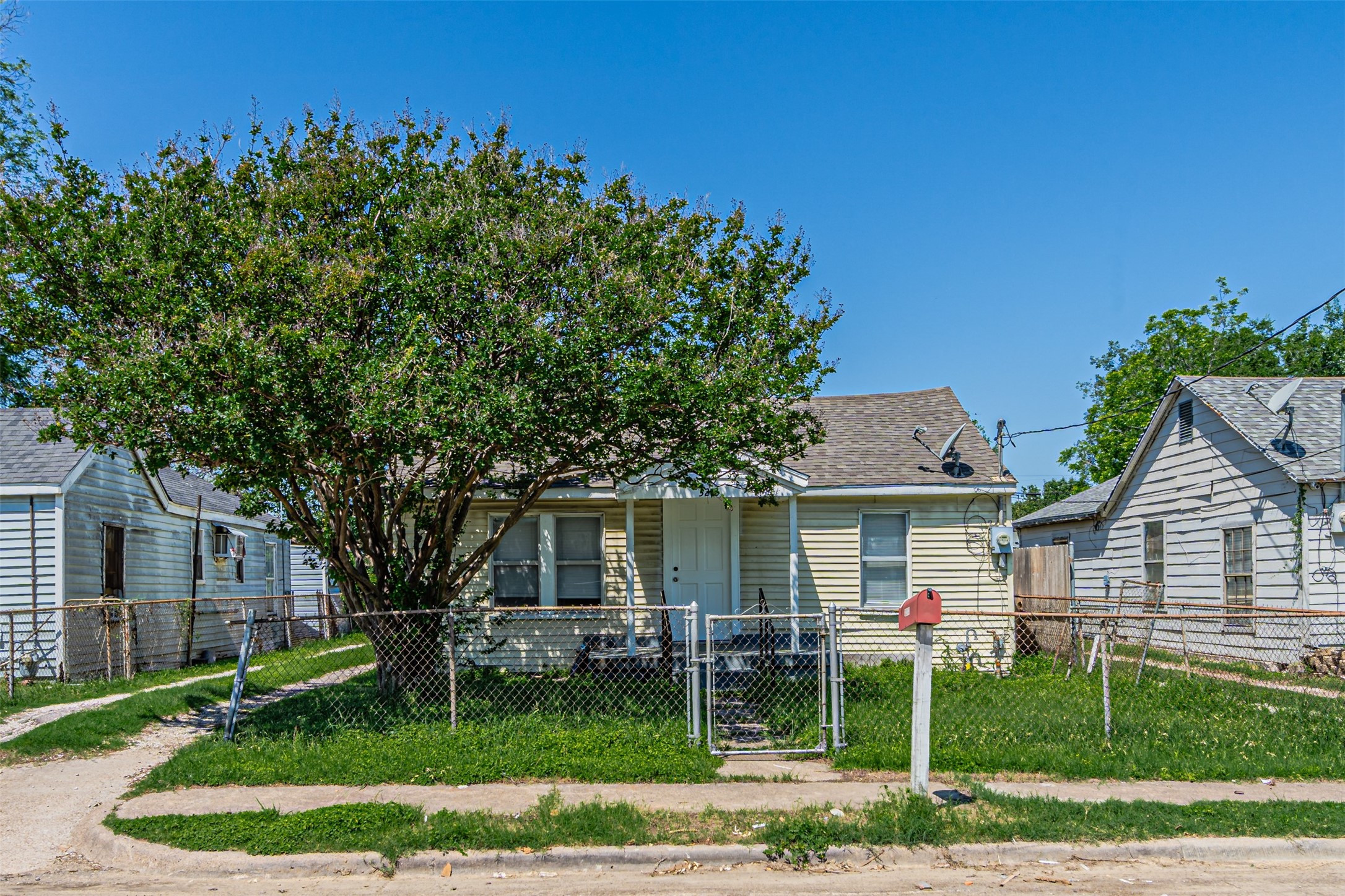 3213 Obenchain Street Dallas TX 75212