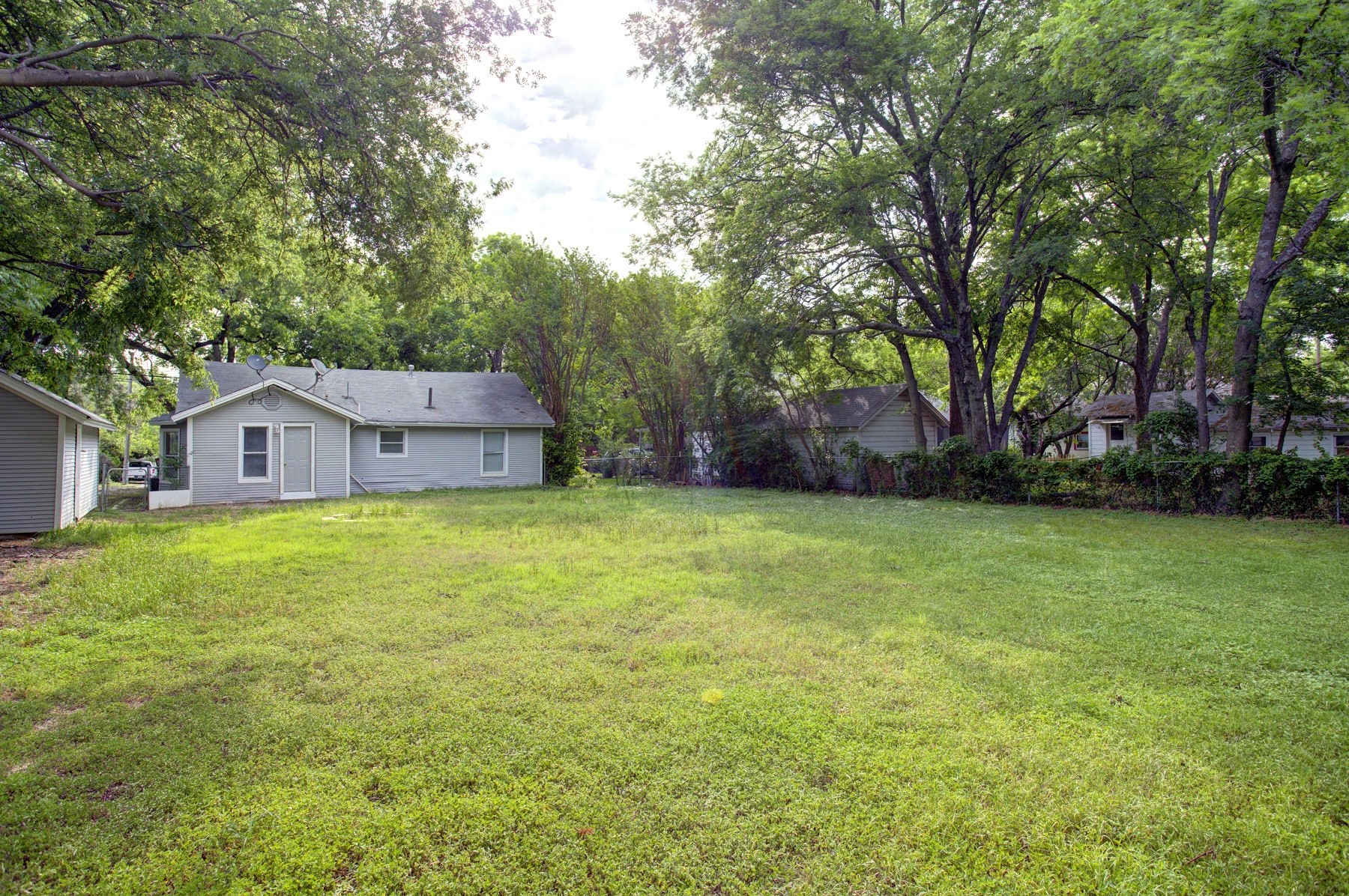 1005 N Buffalo Avenue Cleburne TX 76033