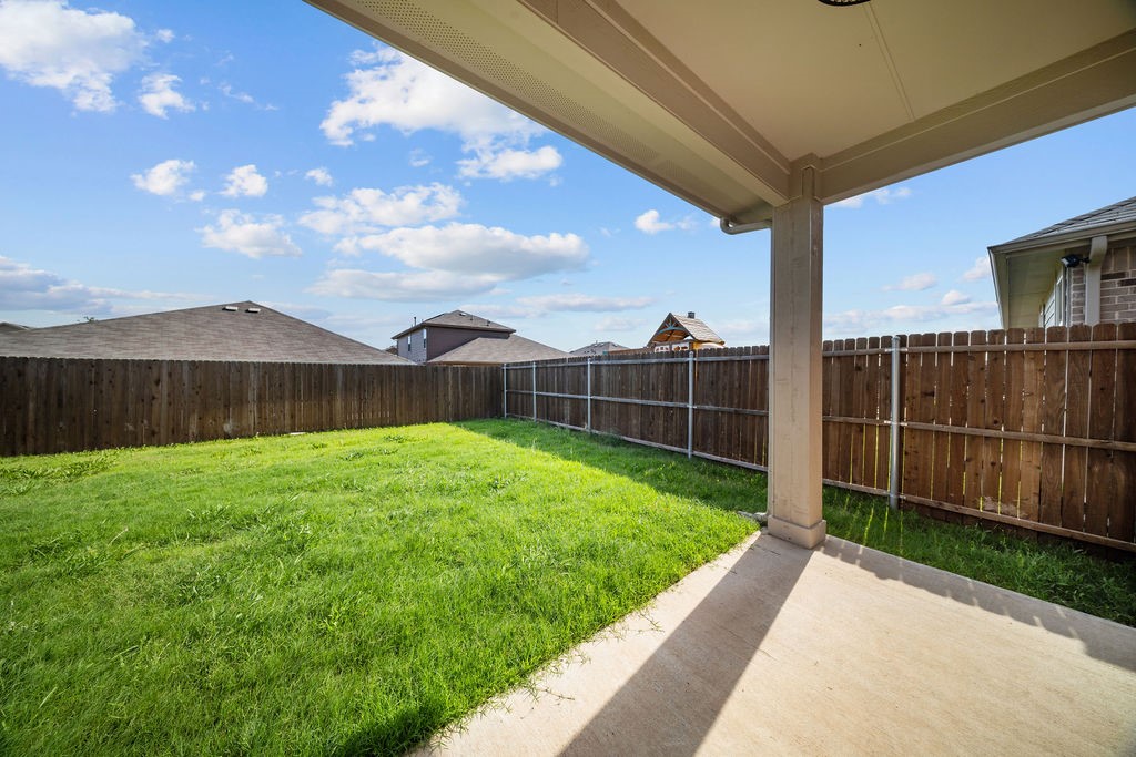 2611 Fieldcrest Lane Crandall TX 75114