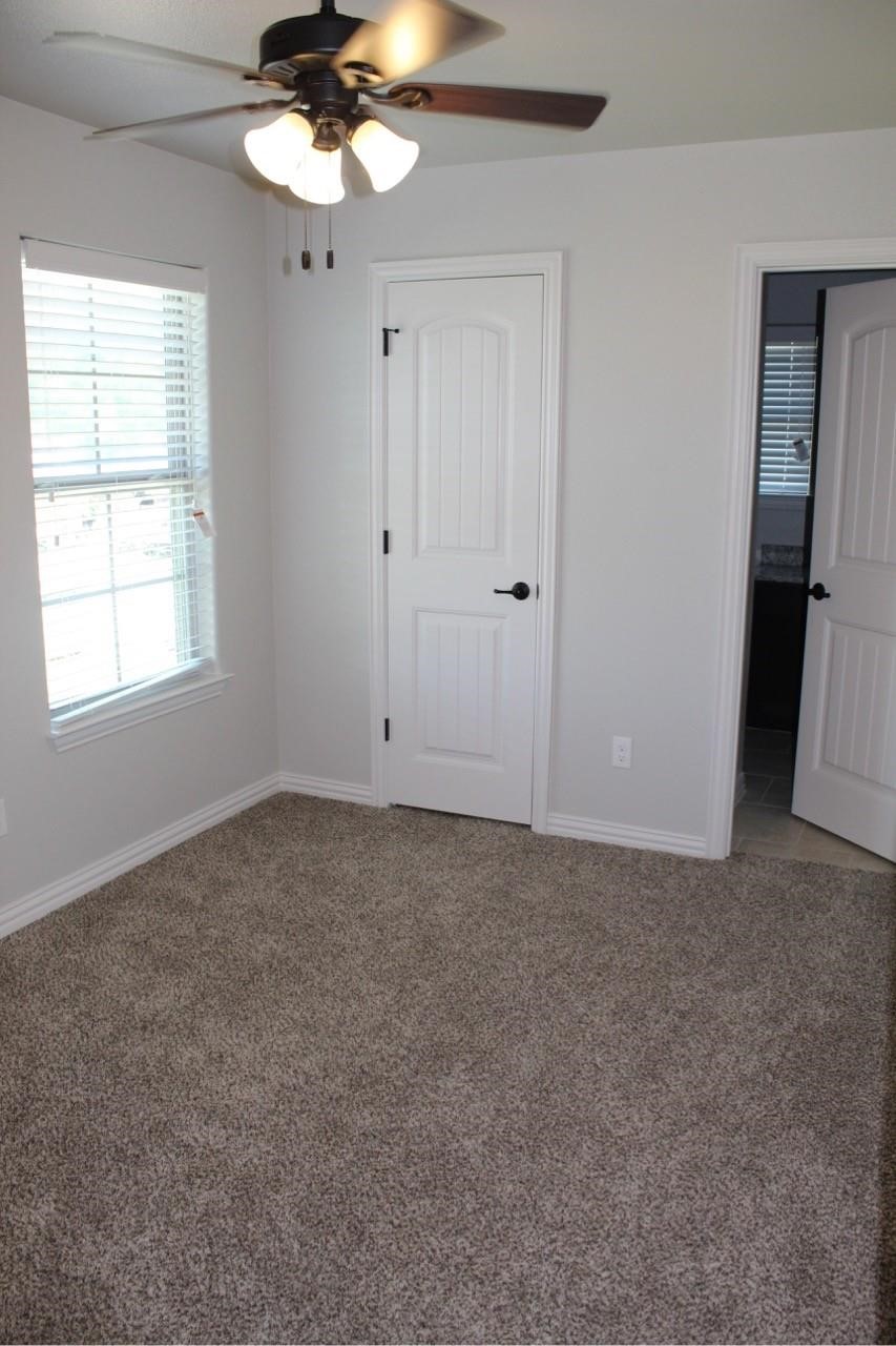 212 W Lake Street Sherman TX 75090