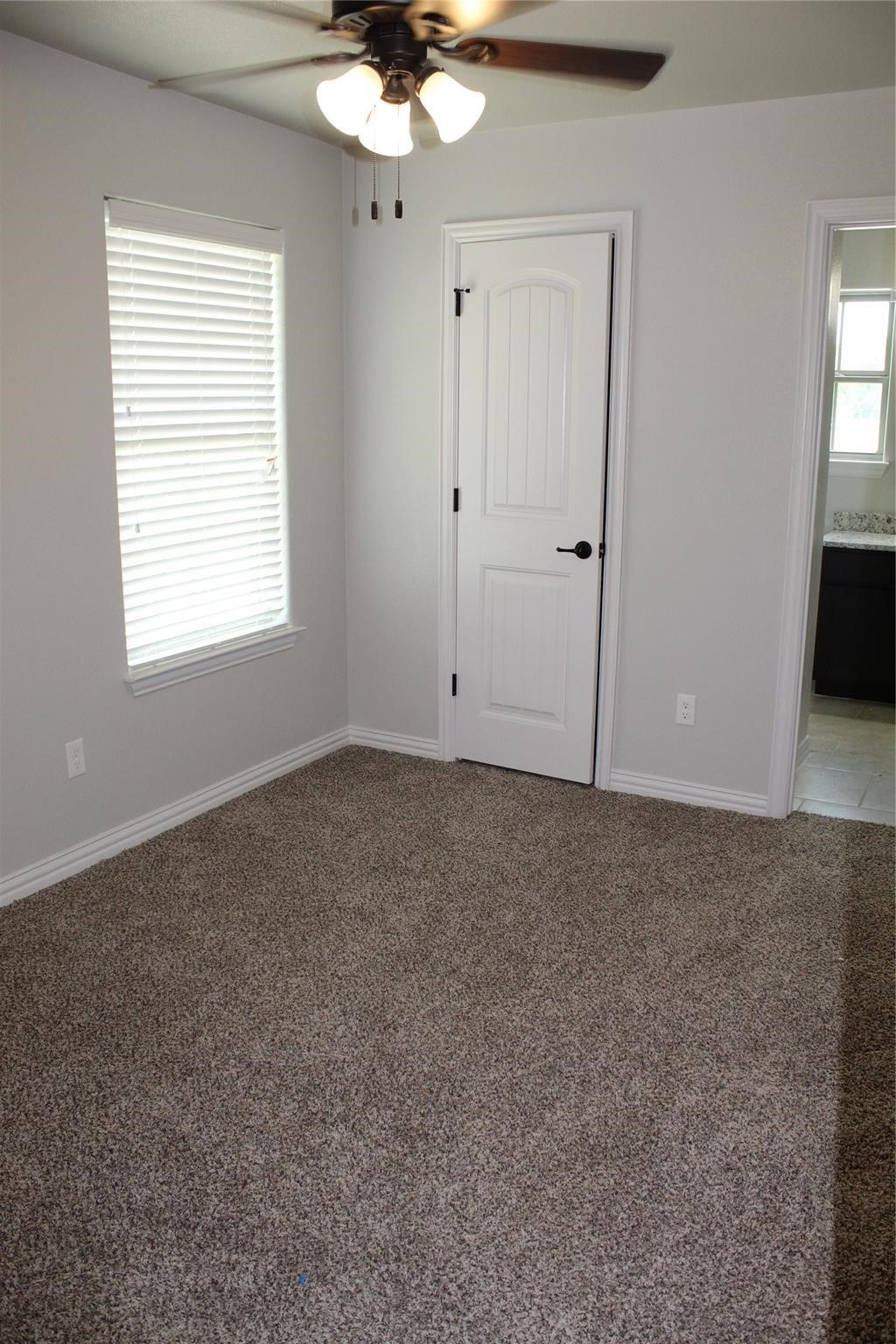 212 W Lake Street Sherman TX 75090