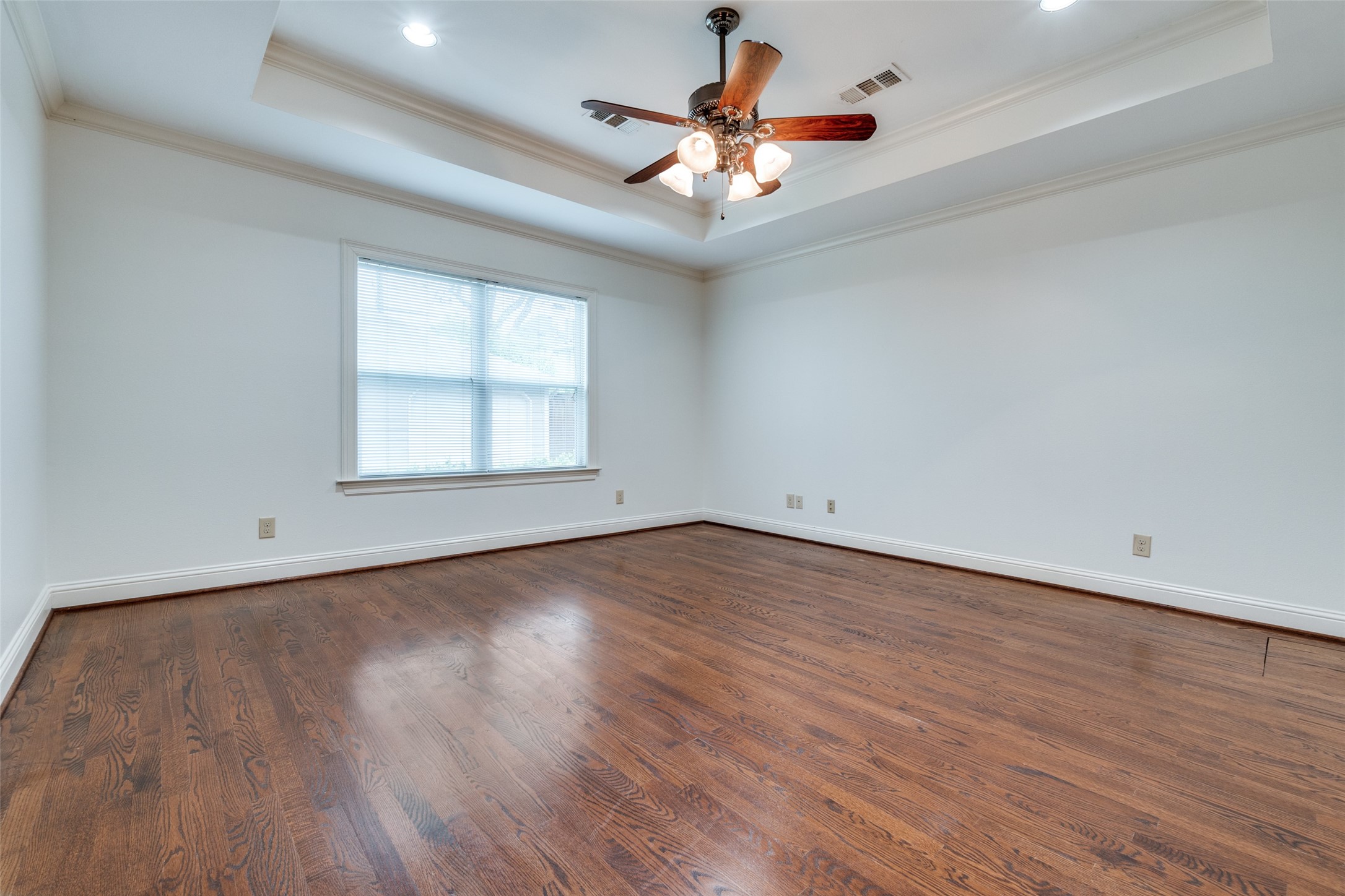 4923 W Hanover Avenue Dallas TX 75209