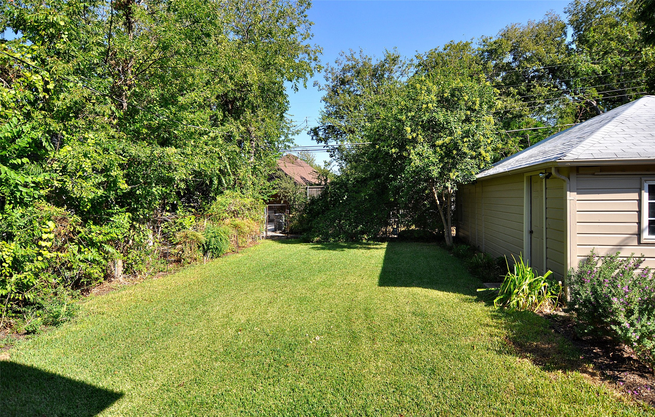 4923 W Hanover Avenue Dallas TX 75209