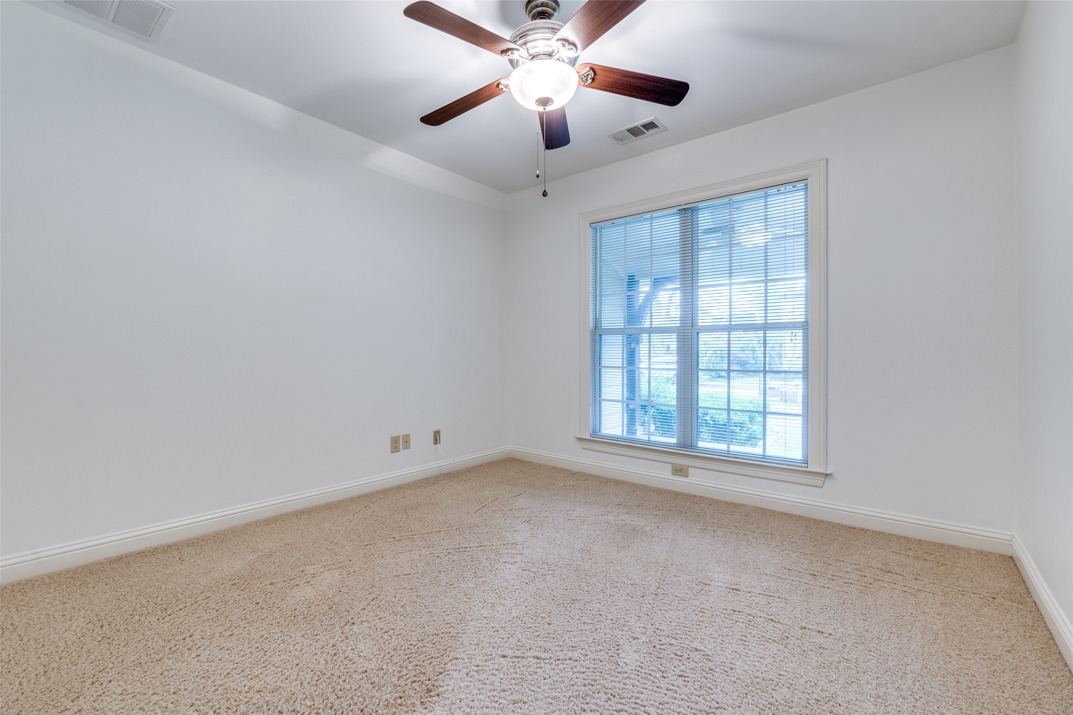 4923 W Hanover Avenue Dallas TX 75209