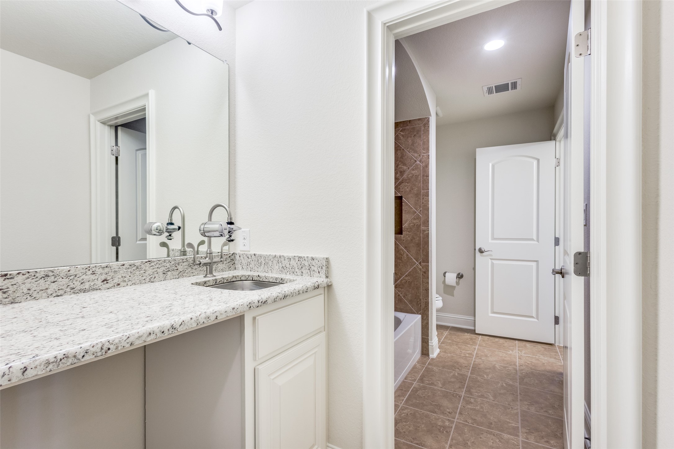 1407 Bridle Boulevard Frisco TX 75036