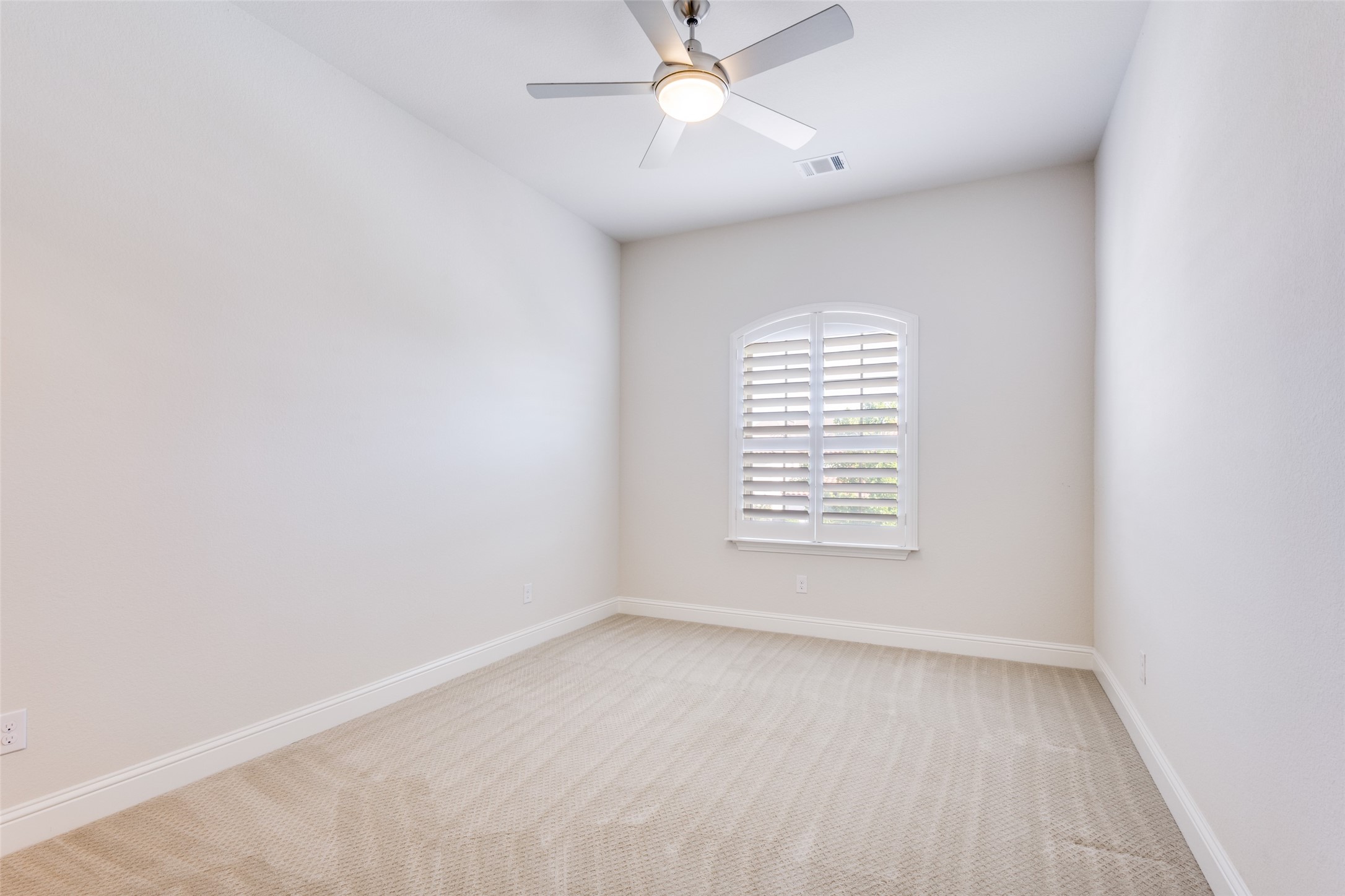 1407 Bridle Boulevard Frisco TX 75036