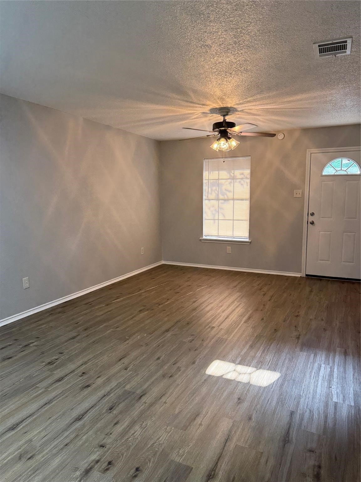 304 E Hickory Street Kaufman TX 75142