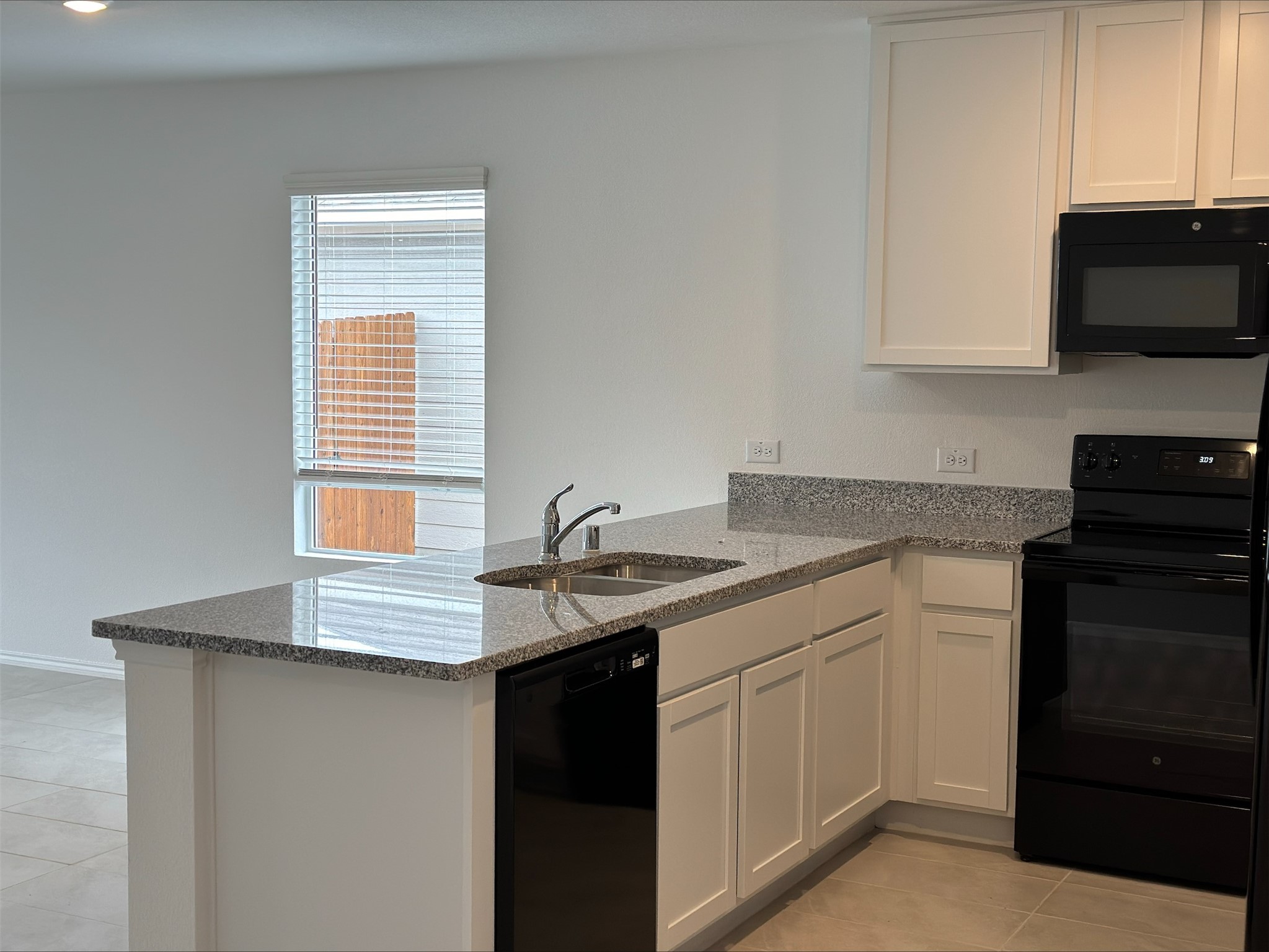 320 Dewberry Princeton TX 75407