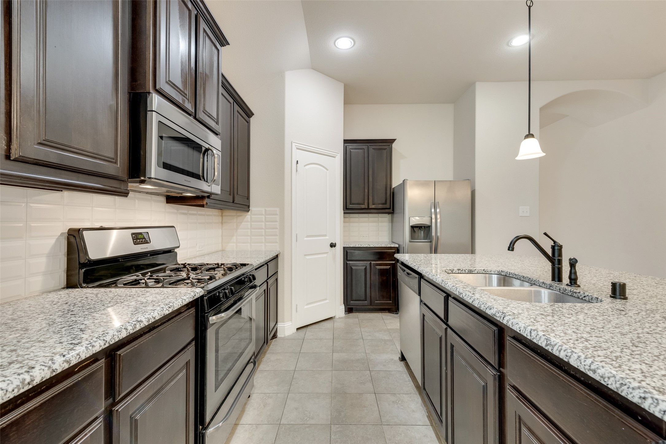 766 Ruffian Way Fate TX 75087