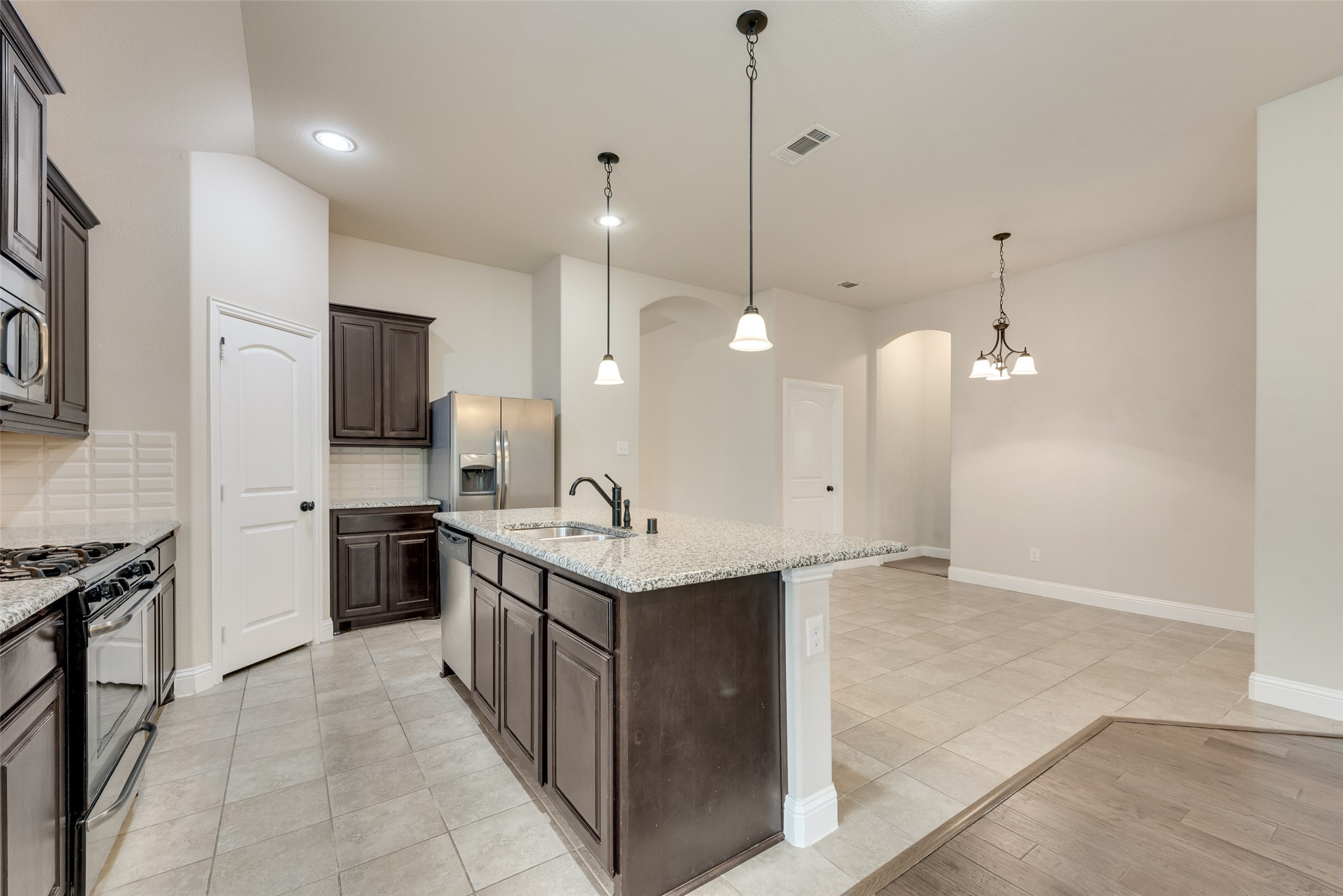 766 Ruffian Way Fate TX 75087