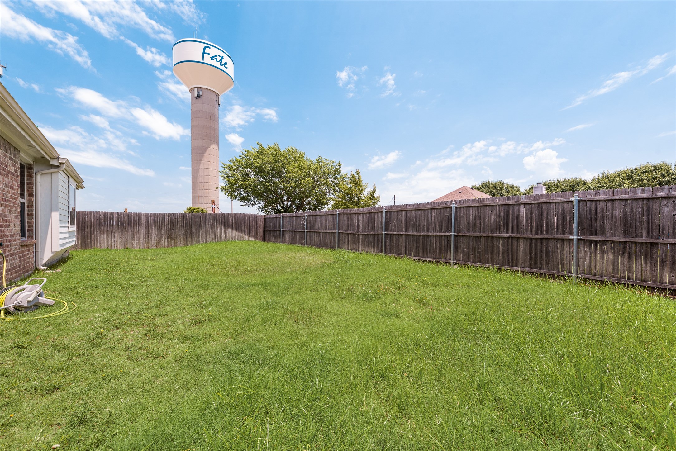 766 Ruffian Way Fate TX 75087