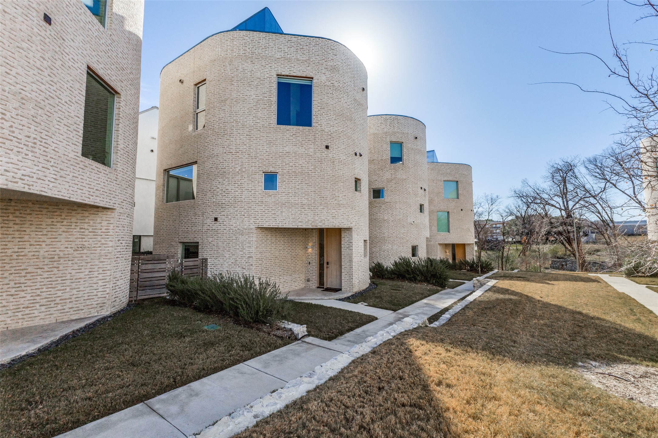 308 Blackland Court Dallas TX 75243