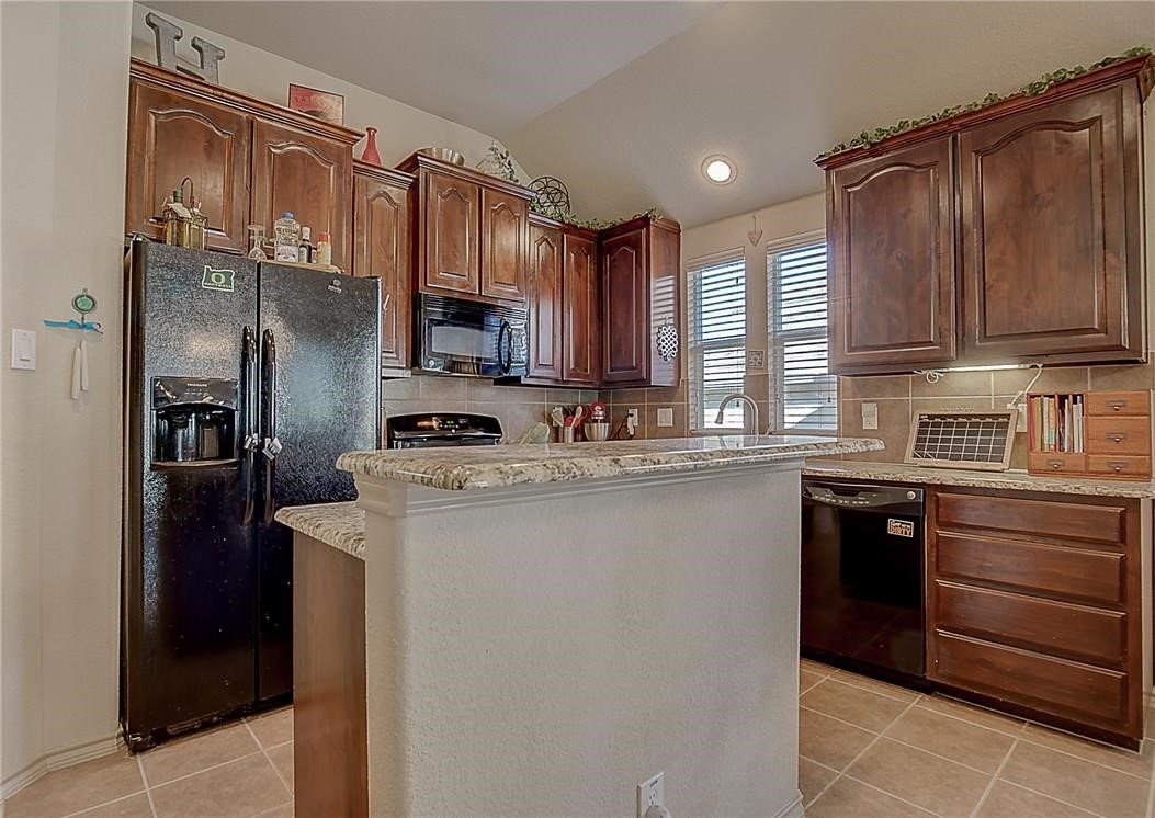 5009 Holliday Drive Fort Worth TX 76244