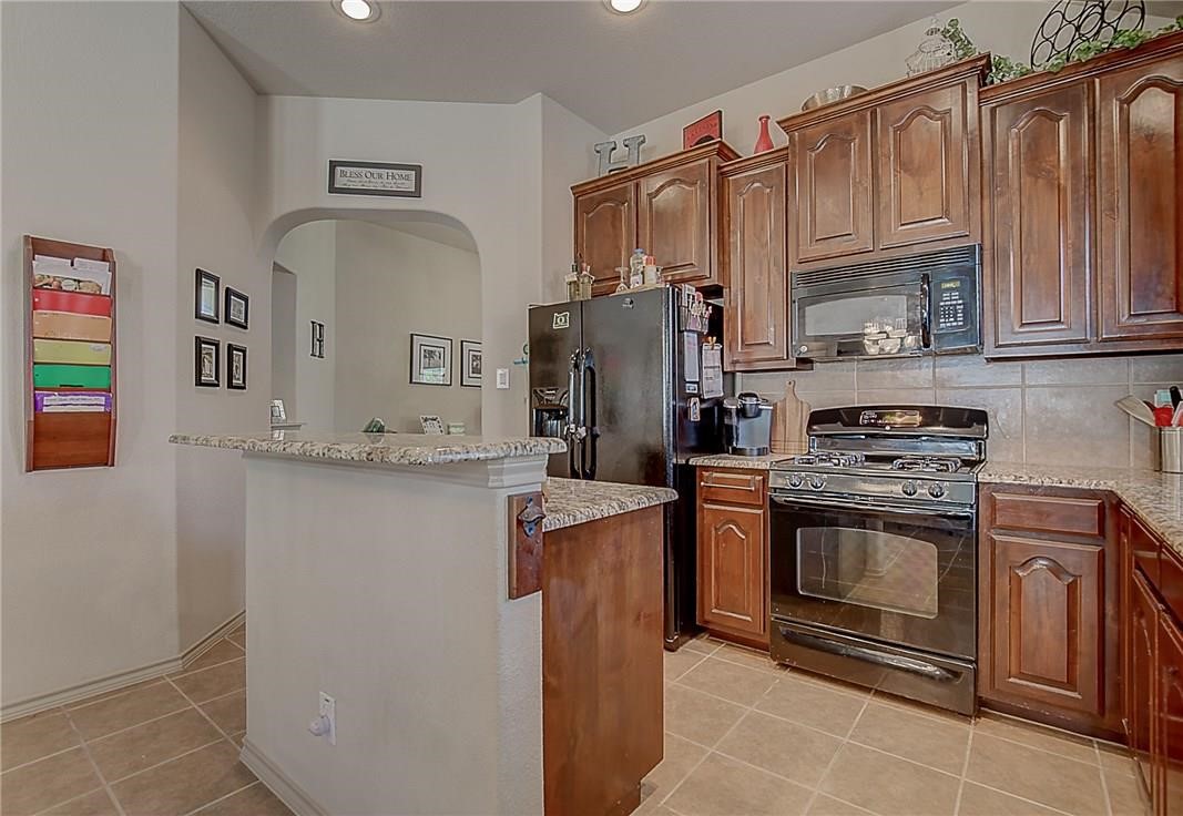 5009 Holliday Drive Fort Worth TX 76244