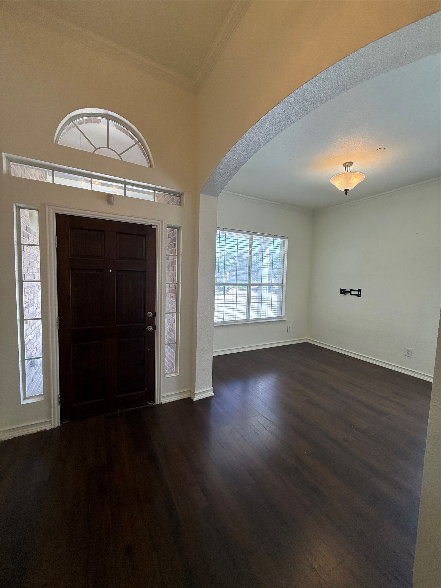555 Southridge Way Irving TX 75063