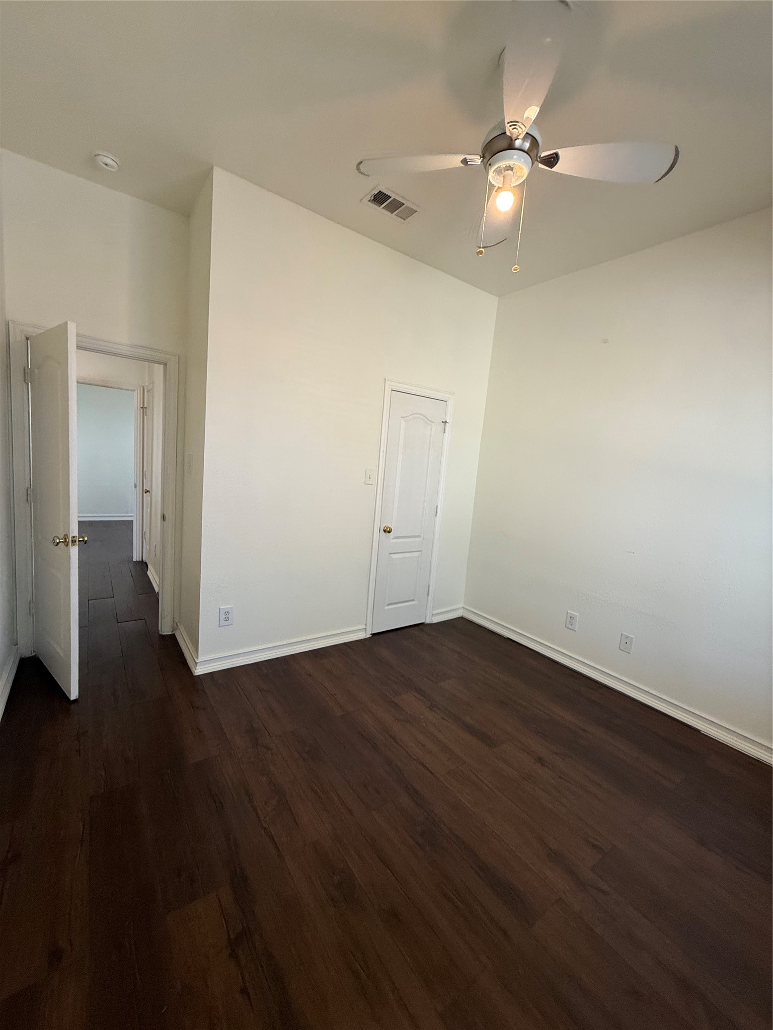 555 Southridge Way Irving TX 75063