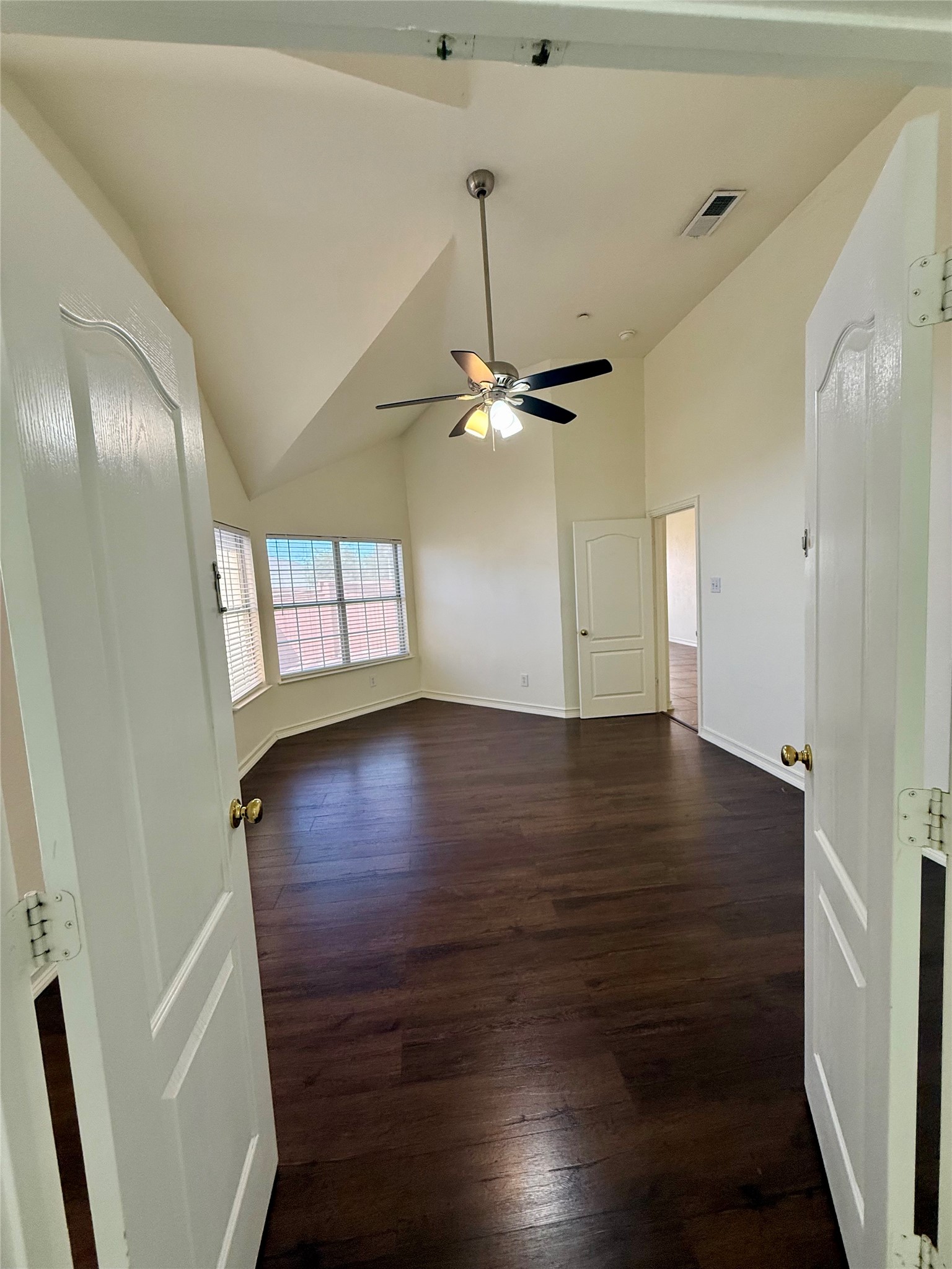 555 Southridge Way Irving TX 75063
