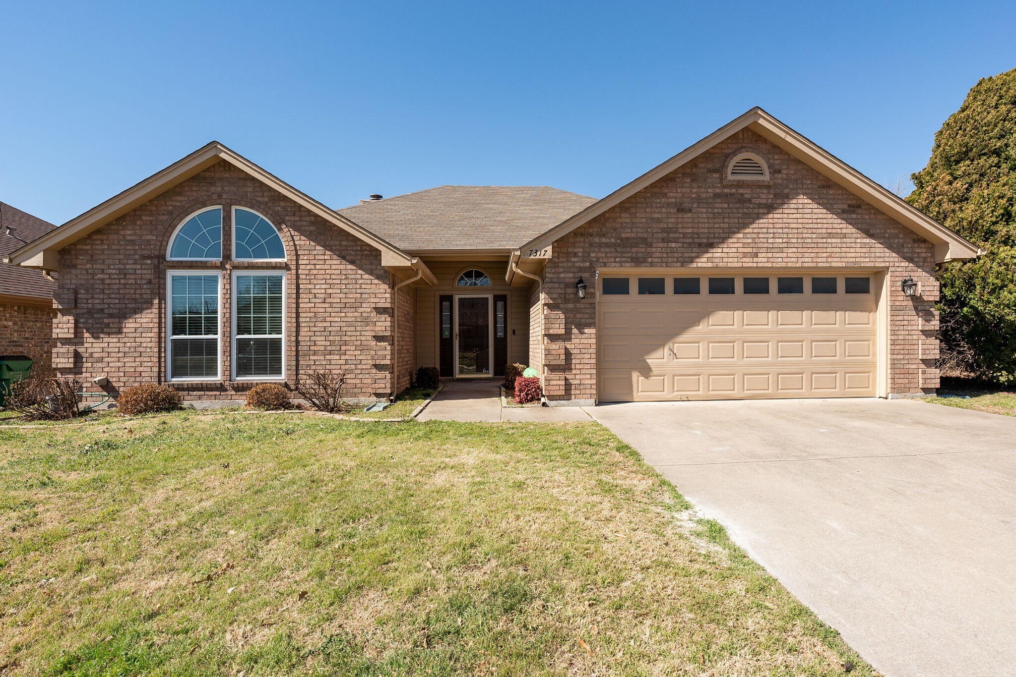 7317 Amber Drive Watauga TX 76148