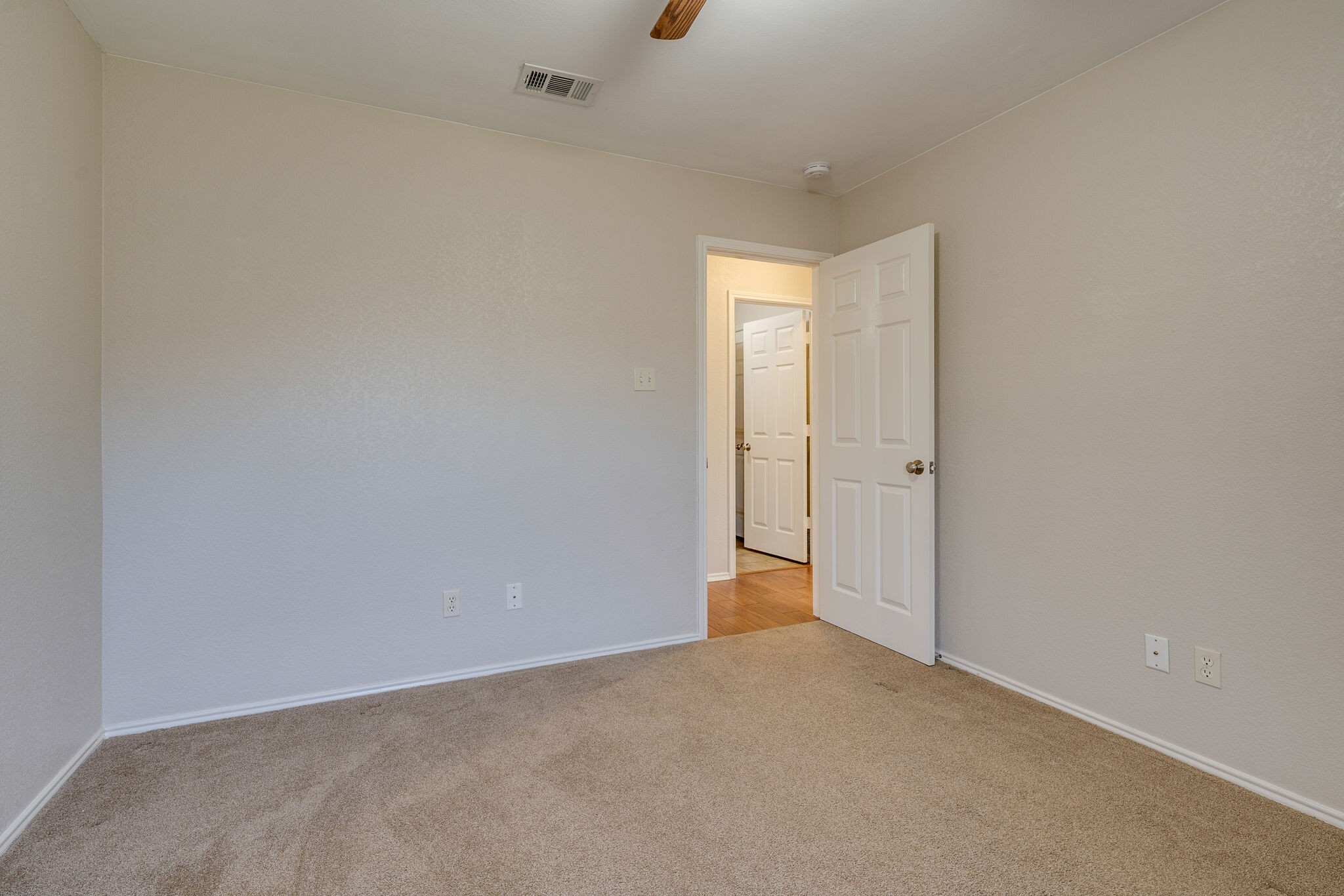 7317 Amber Drive Watauga TX 76148