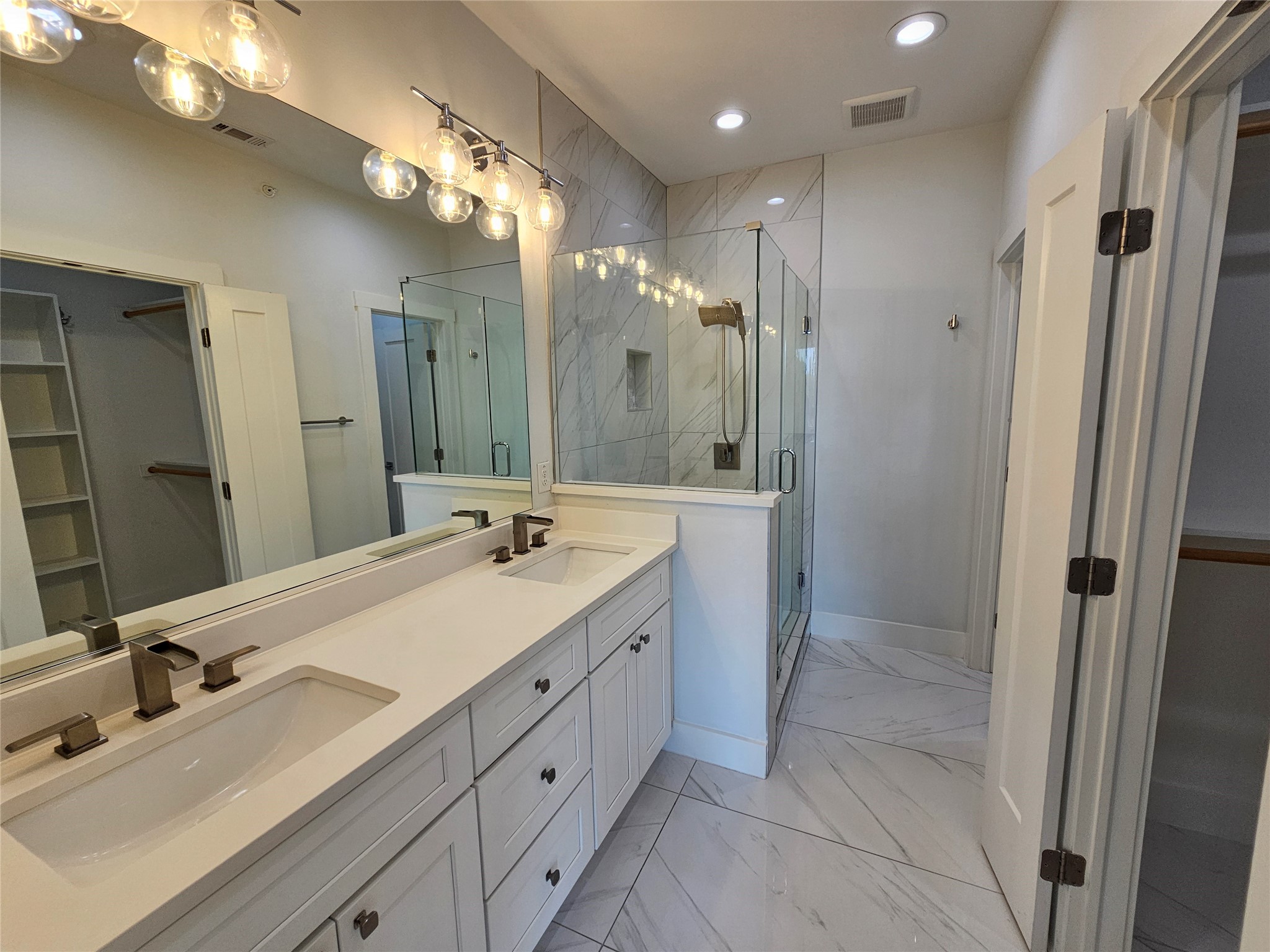 2620 Valley View Lane Farmers Branch TX 75234