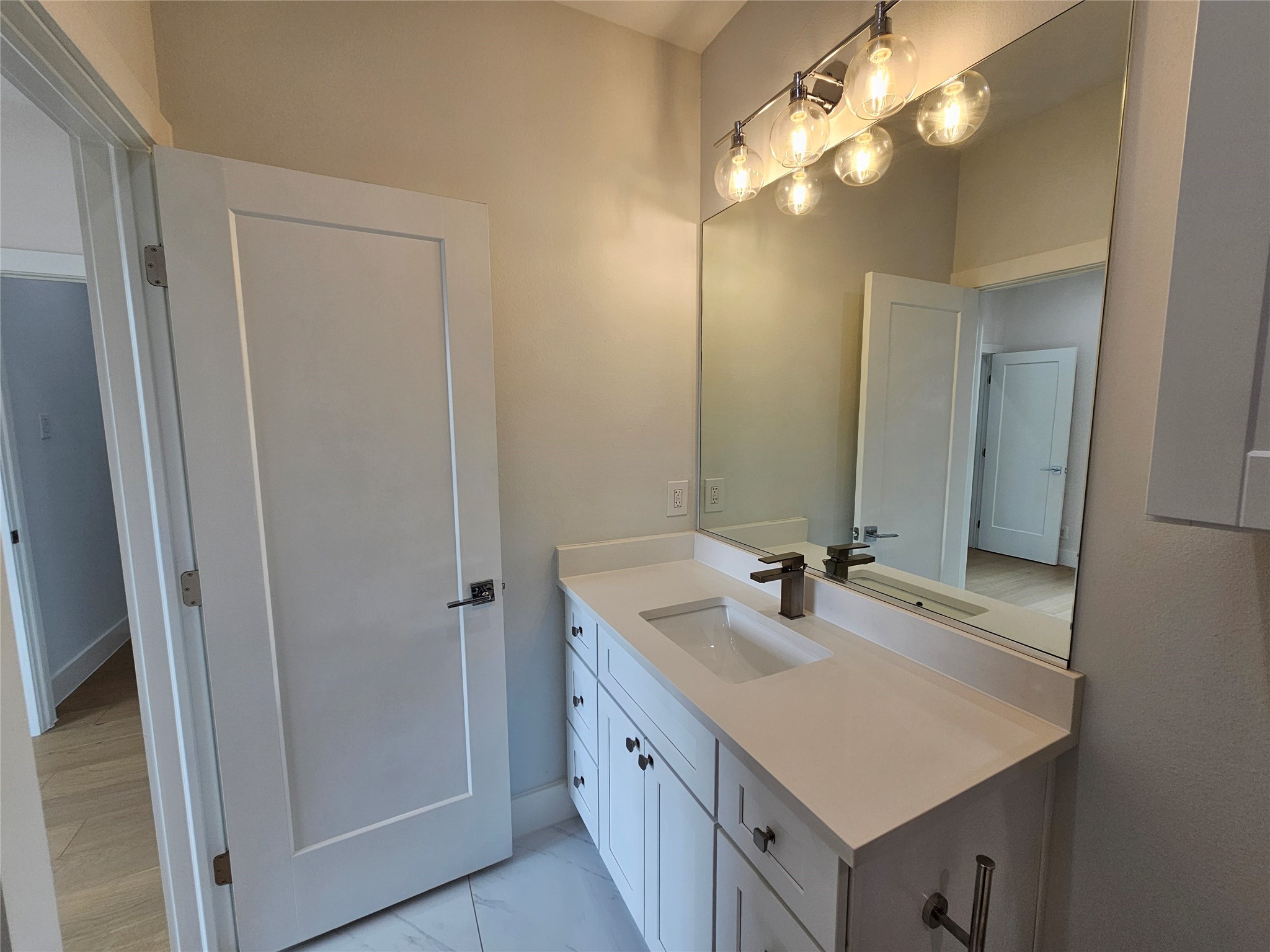 2620 Valley View Lane Farmers Branch TX 75234