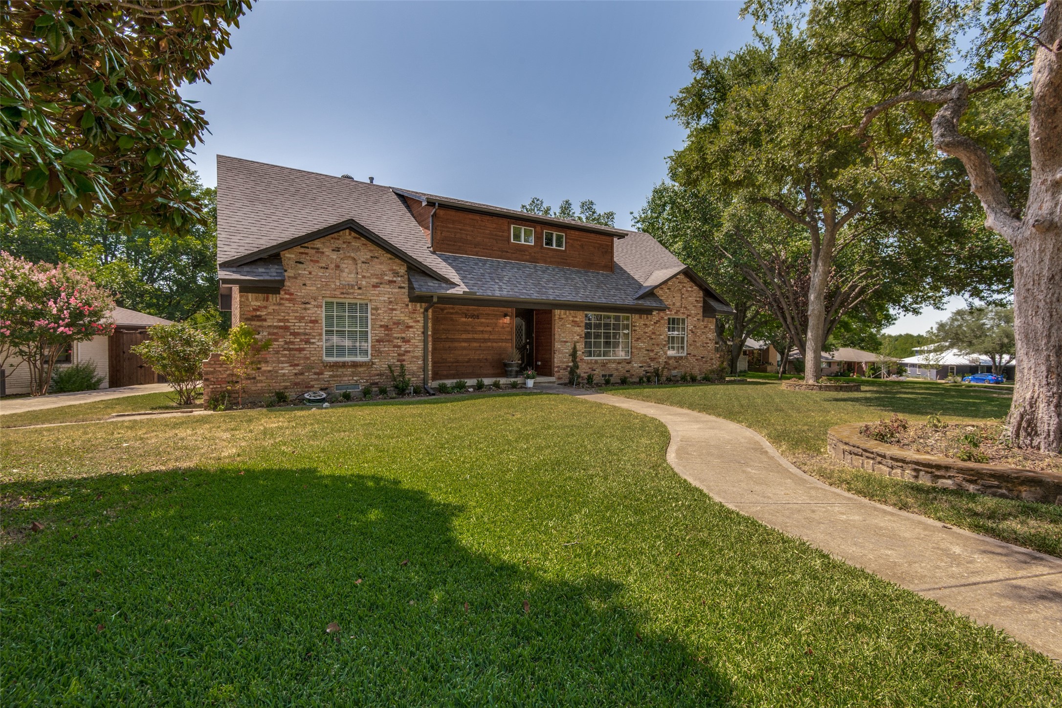 10908 Colbert Way Dallas TX 75218