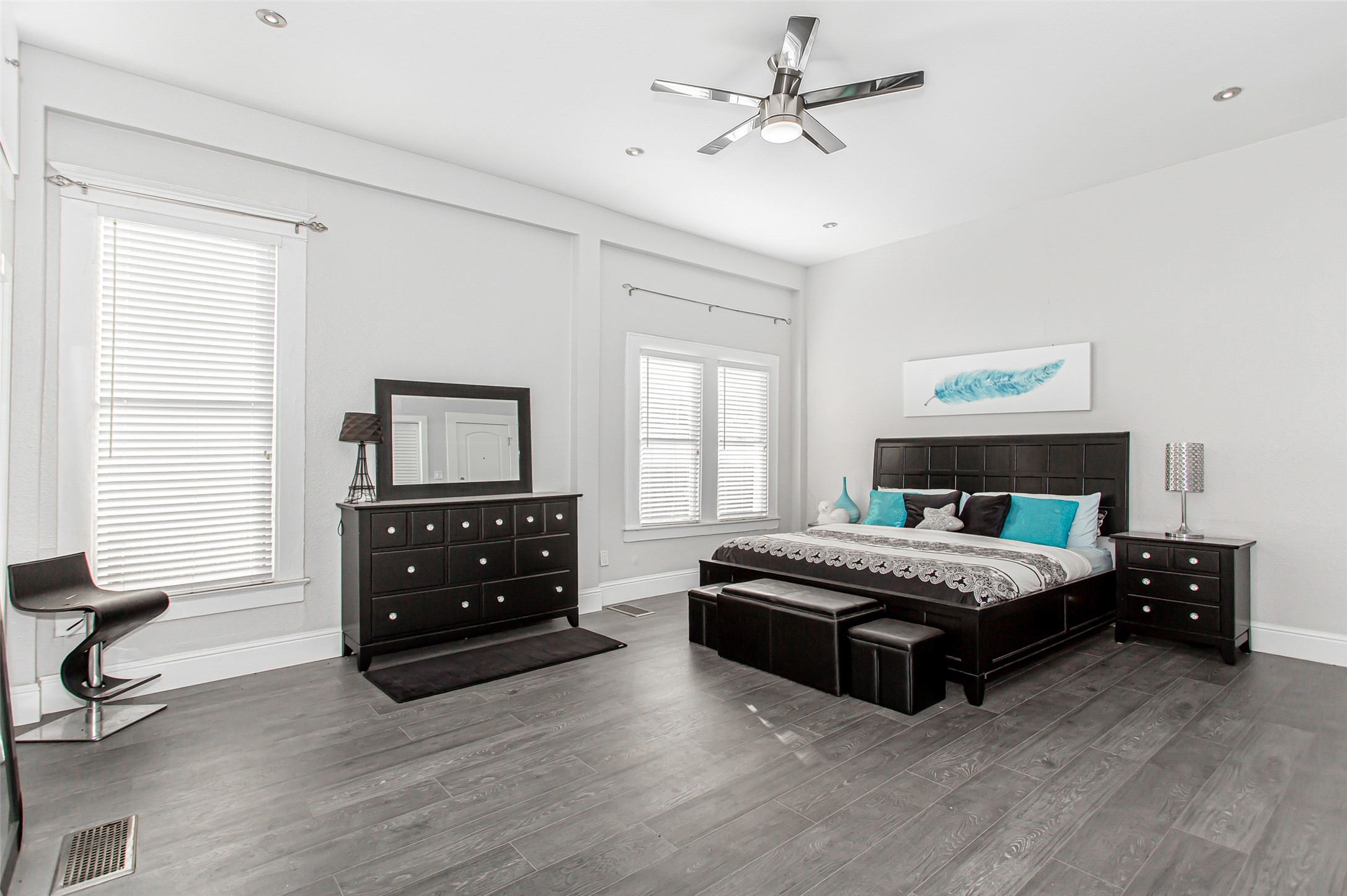 4719 Junius Street Dallas TX 75246