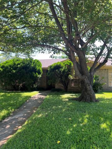 1400 Long Shadow Lane Mesquite TX 75149