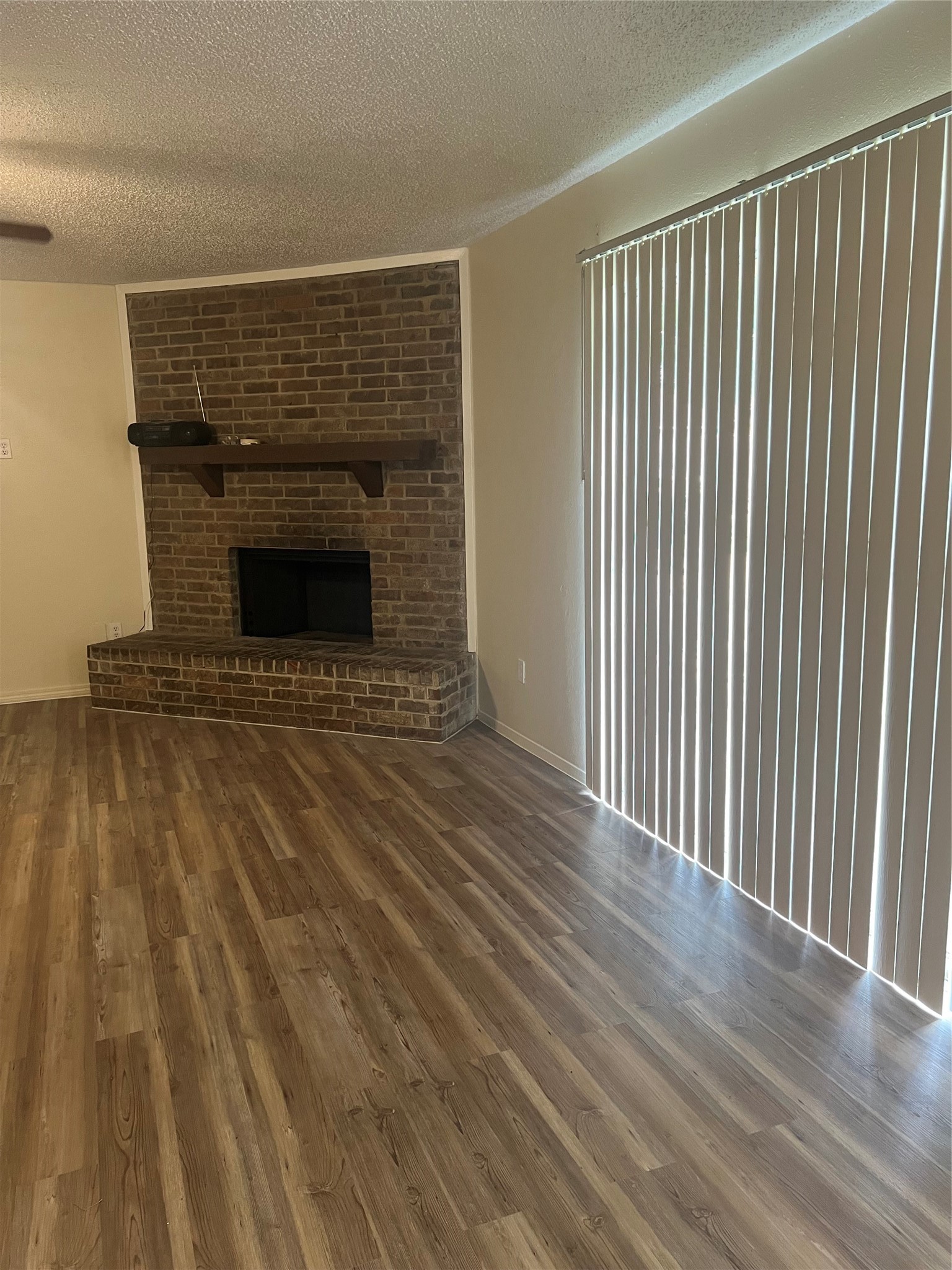 1400 Long Shadow Lane Mesquite TX 75149