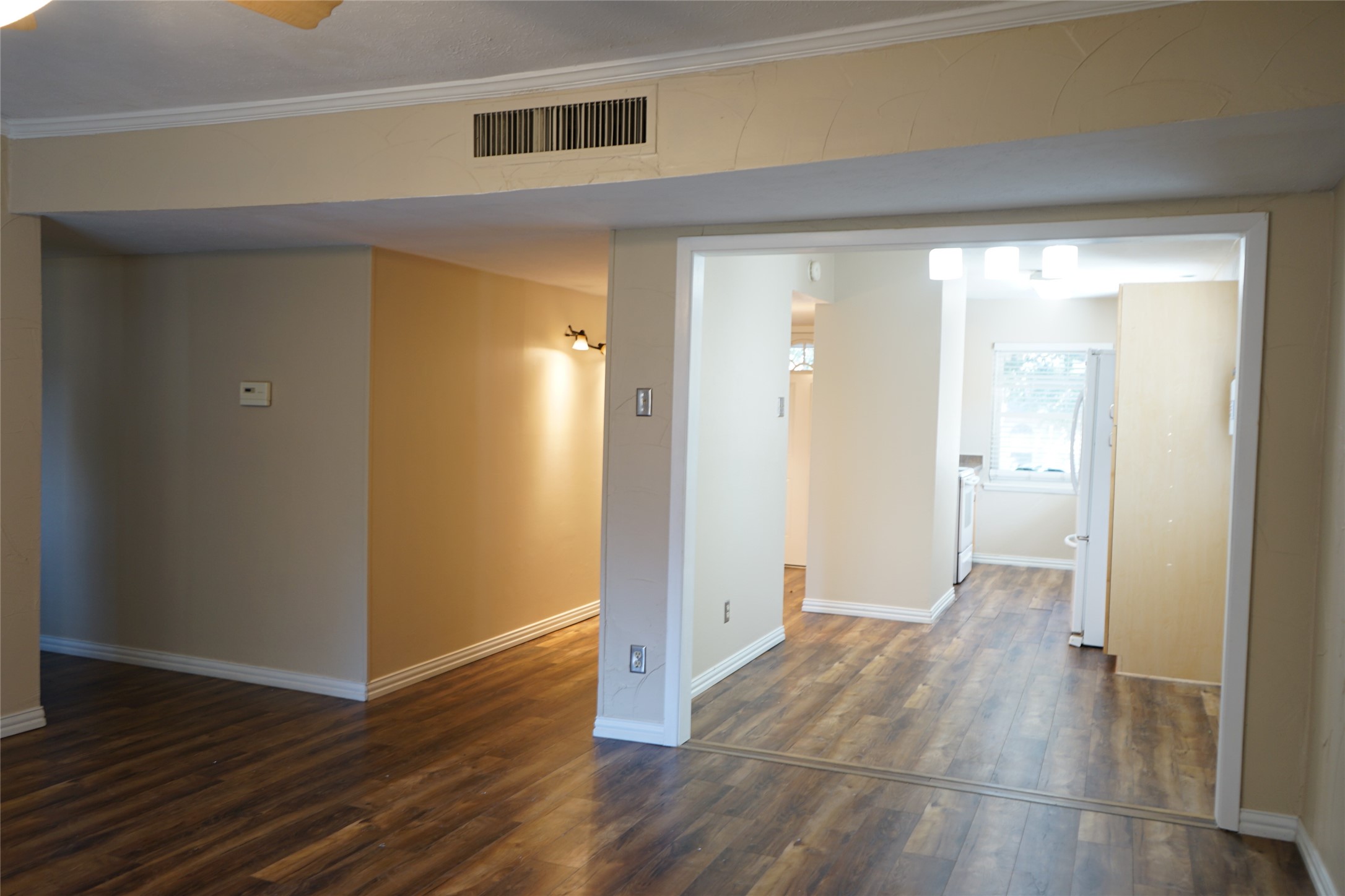 608 Hillcrest Street Mansfield TX 76063