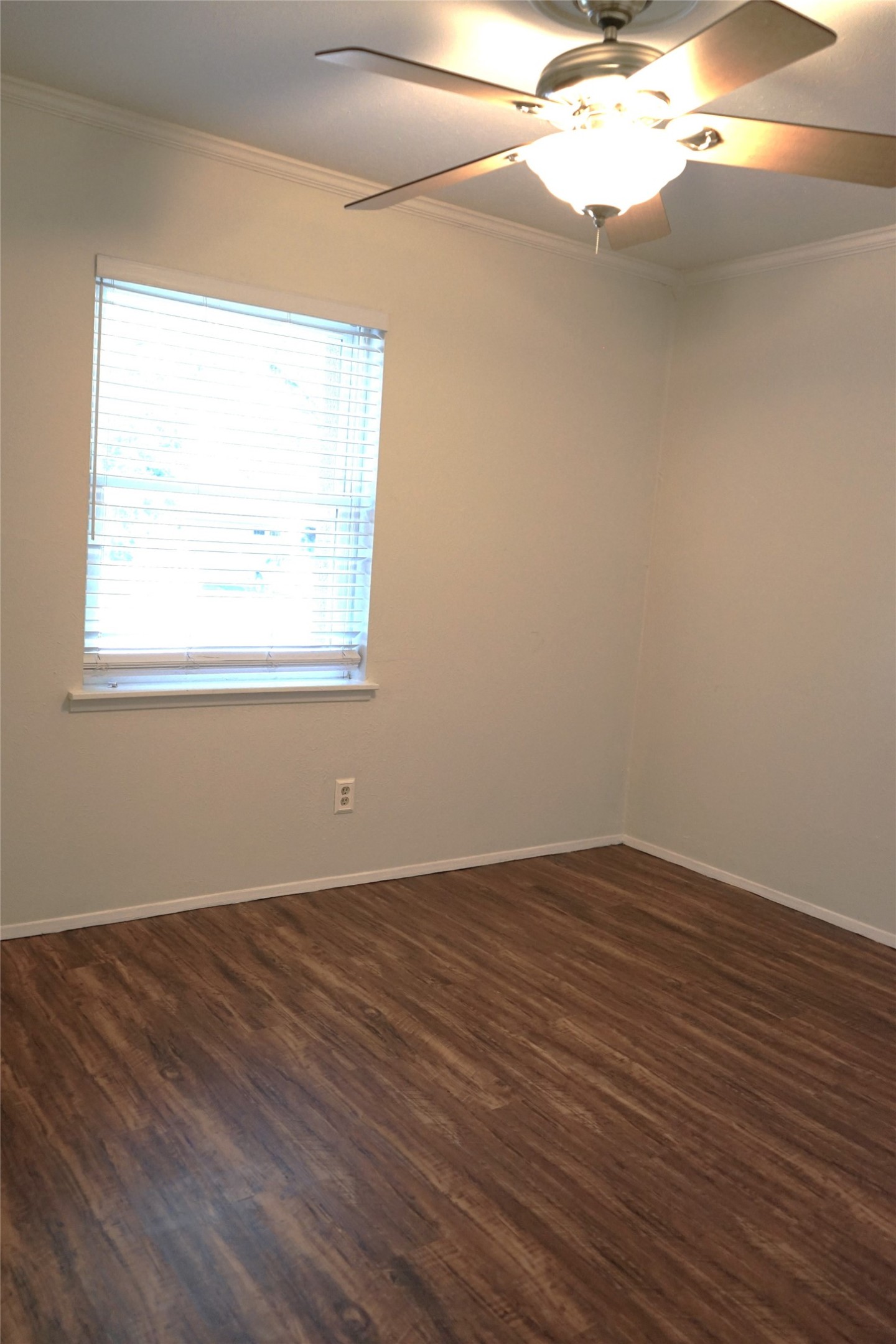 608 Hillcrest Street Mansfield TX 76063