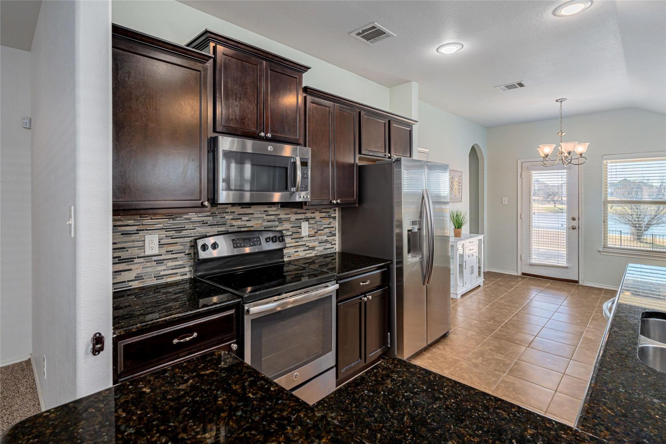 832 Cheyenne Drive Aubrey TX 76227