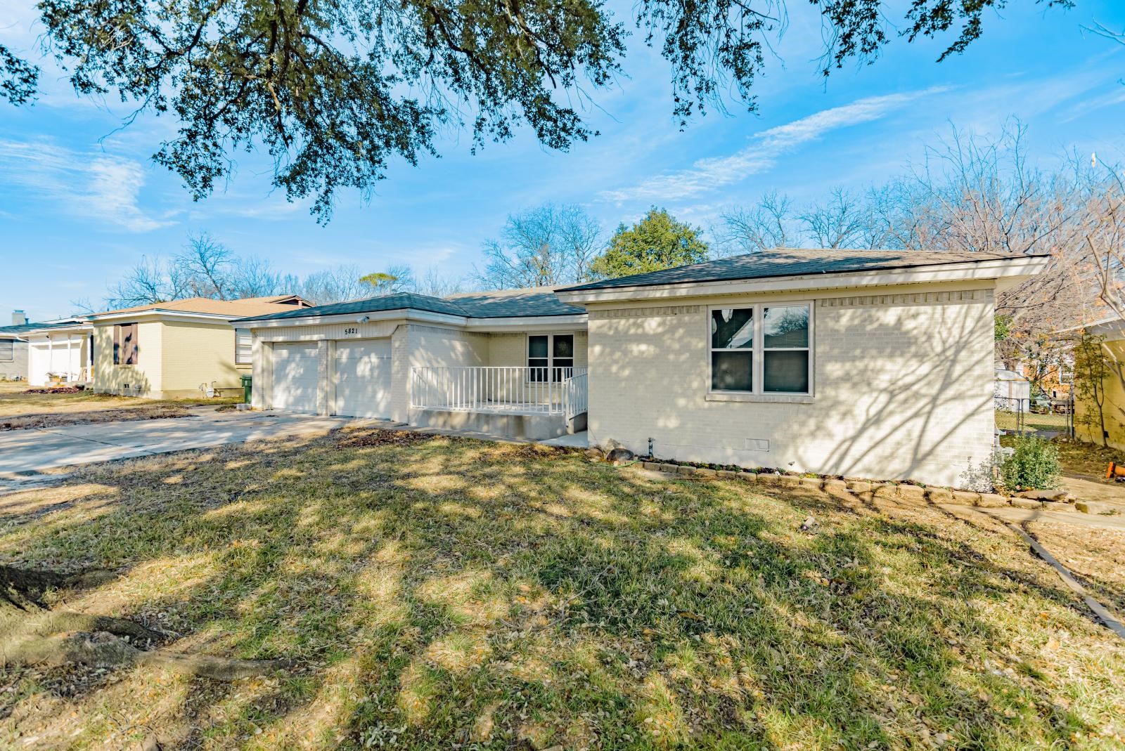 5821 Circular Drive North Richland Hills TX 76117