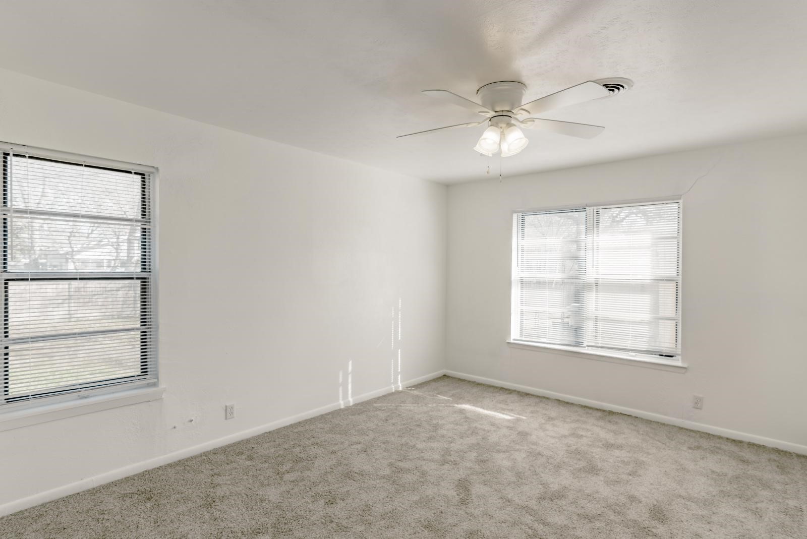 5821 Circular Drive North Richland Hills TX 76117