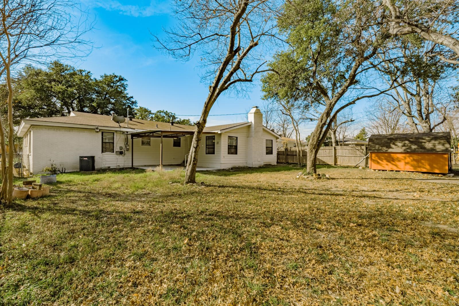 5821 Circular Drive North Richland Hills TX 76117