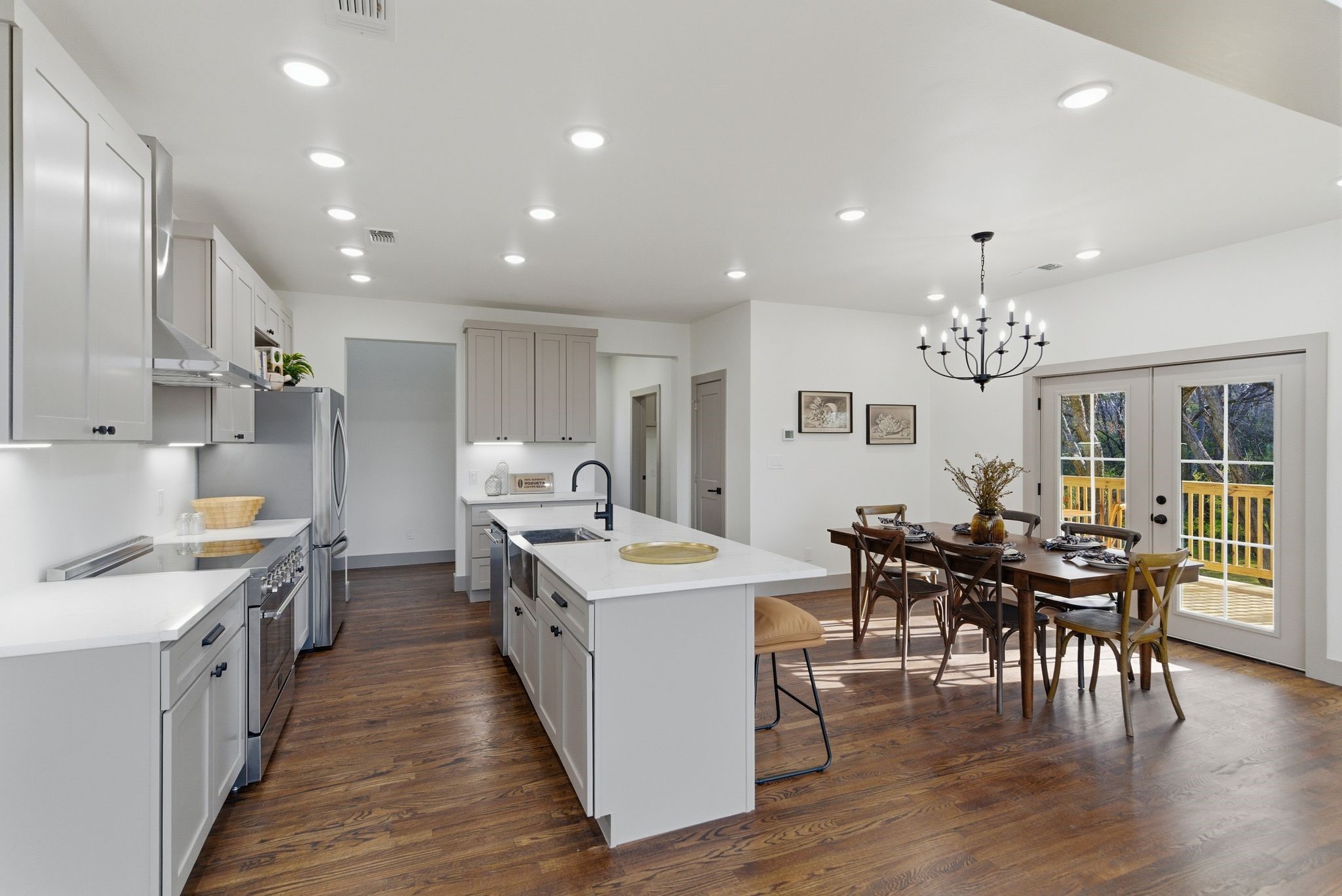 819 Dubois Street Denison TX 75020