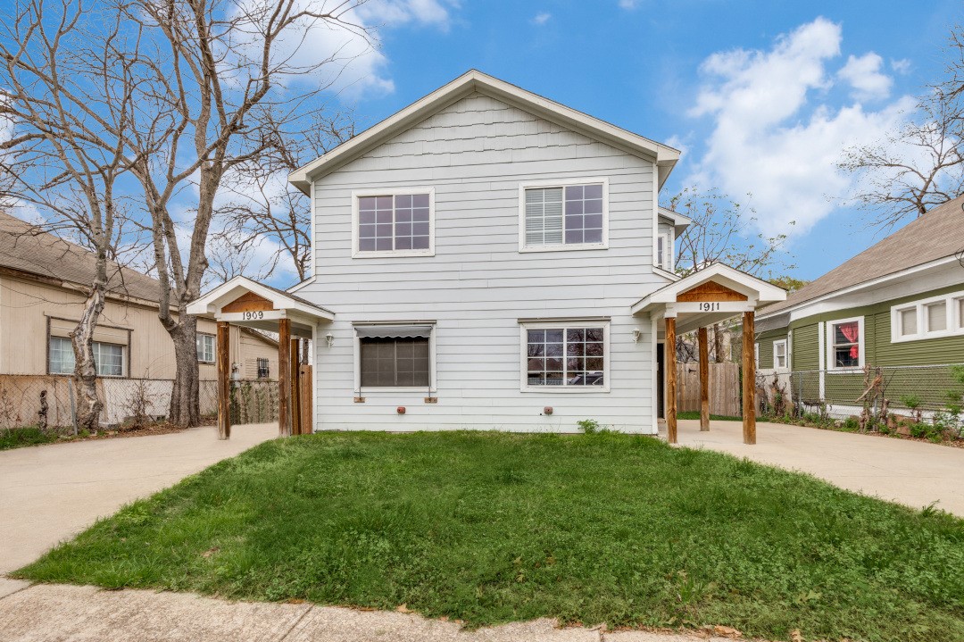 1909 May Street Fort Worth TX 76110
