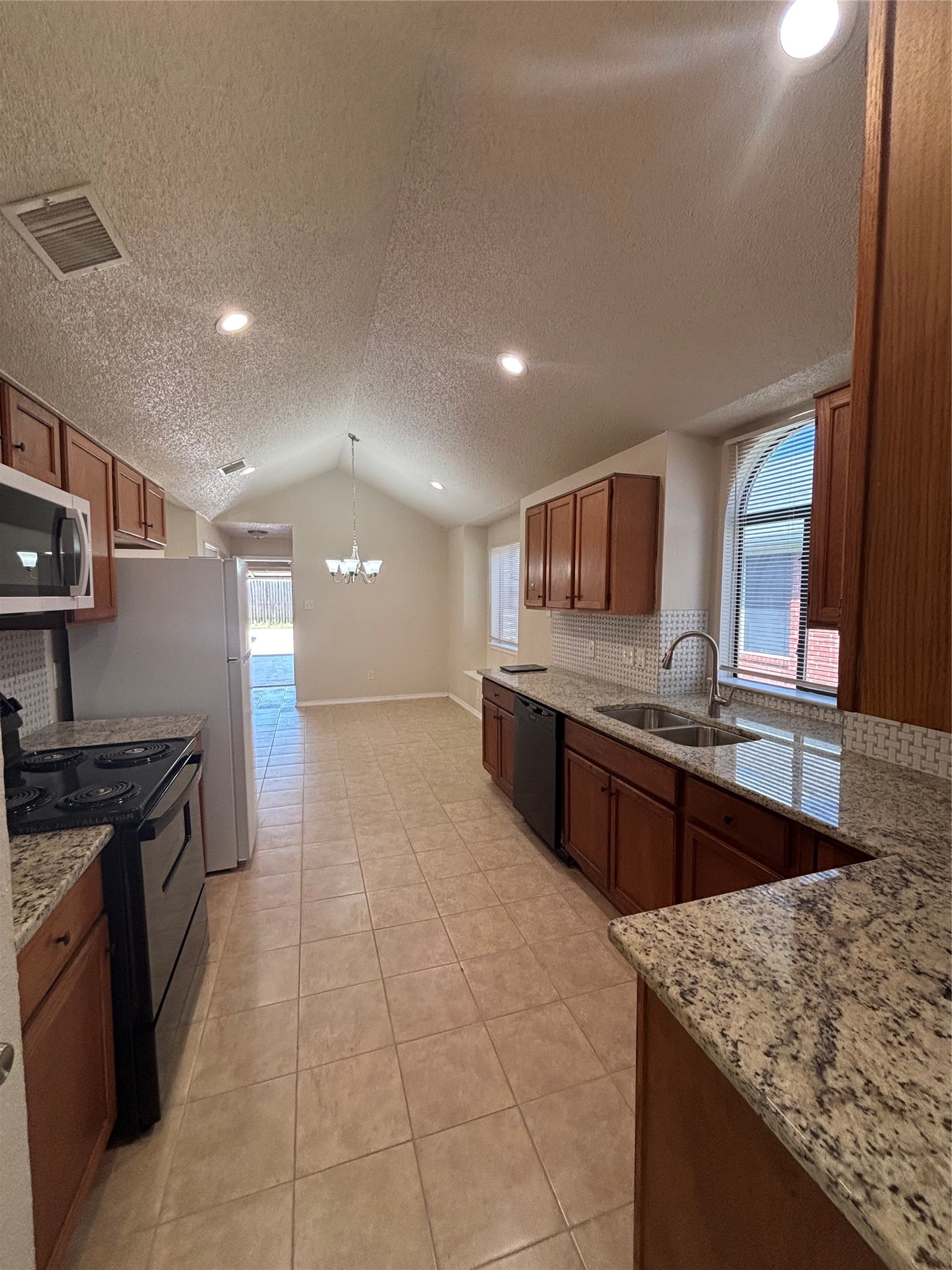 1615 Ariel Drive Mesquite TX 75181
