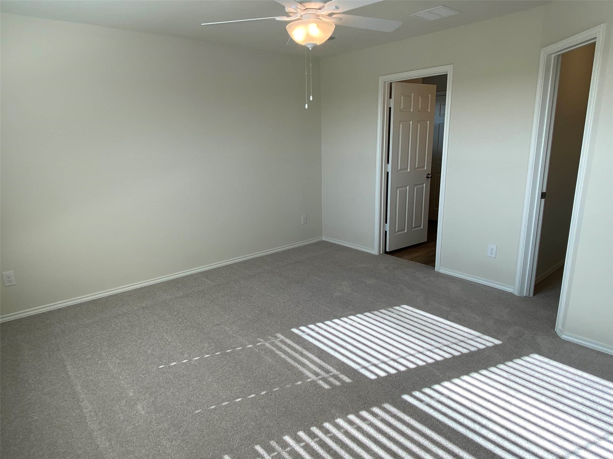 4533 Greenham Lane Fort Worth TX 76036