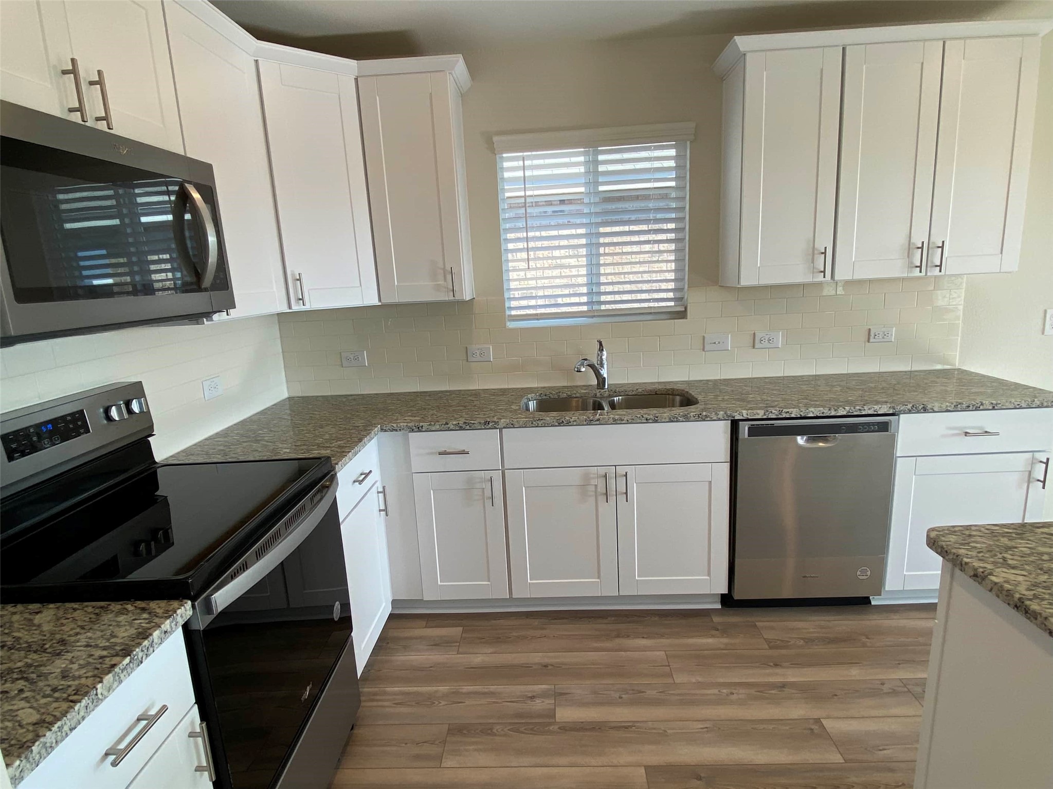 4533 Greenham Lane Fort Worth TX 76036