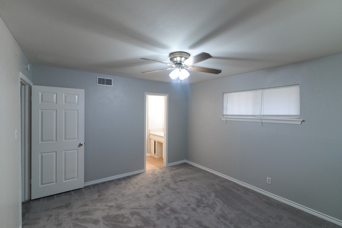 614 N Young Boulevard Desoto TX 75115