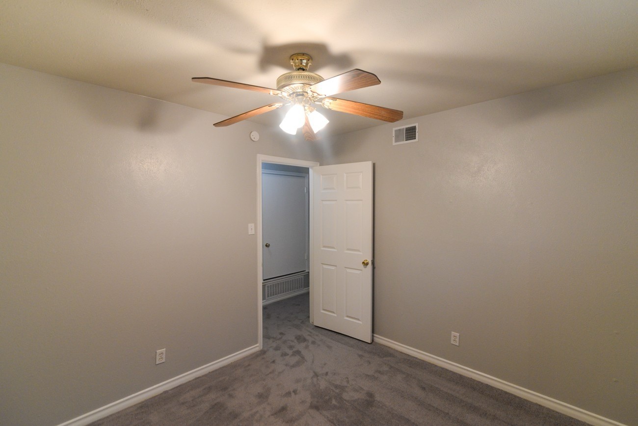 614 N Young Boulevard Desoto TX 75115