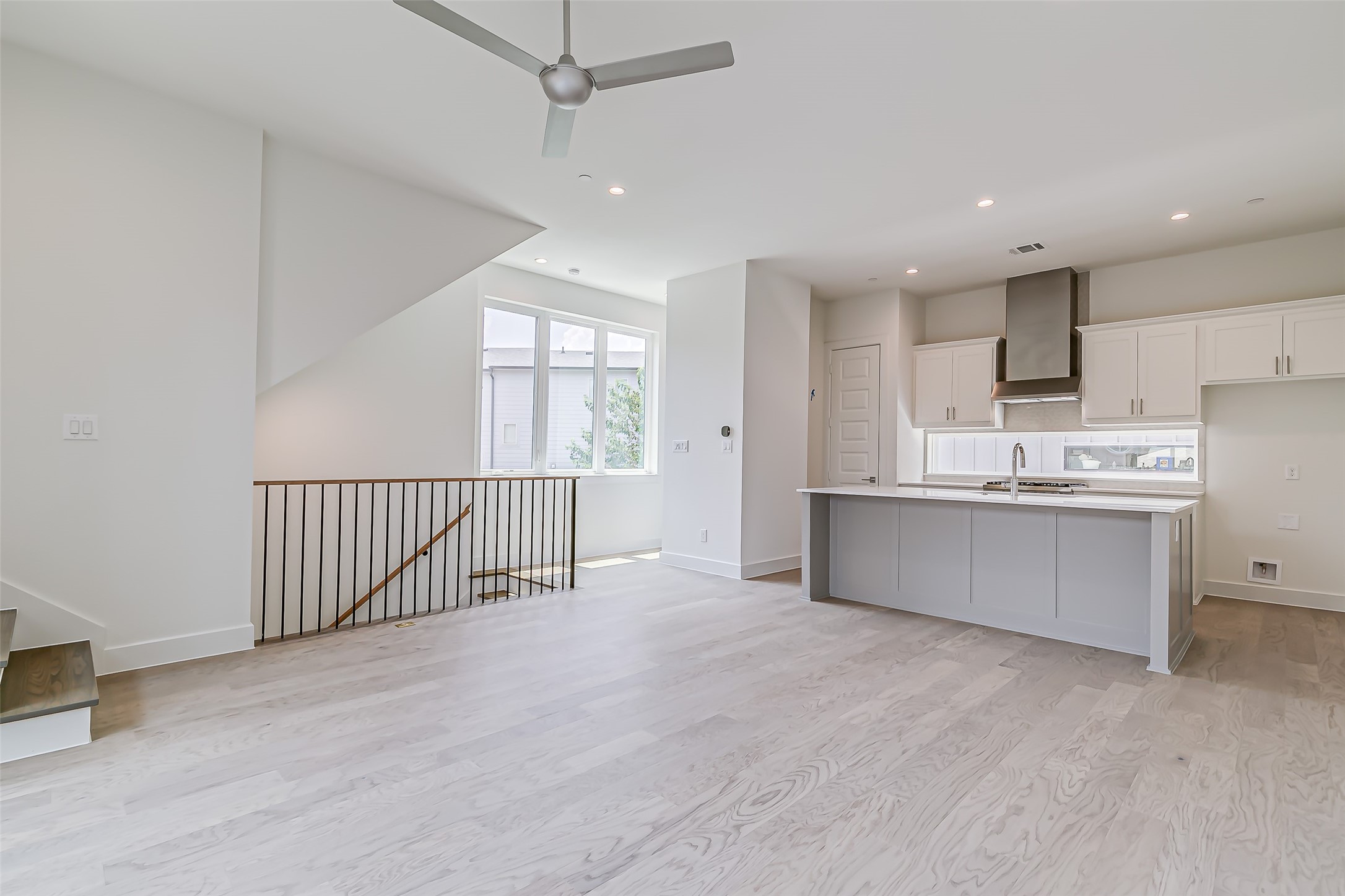 6028 Lewis Street Dallas TX 75206