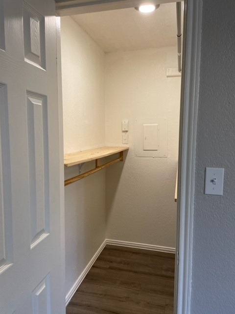 9831 W Walnut Street Dallas TX 75243