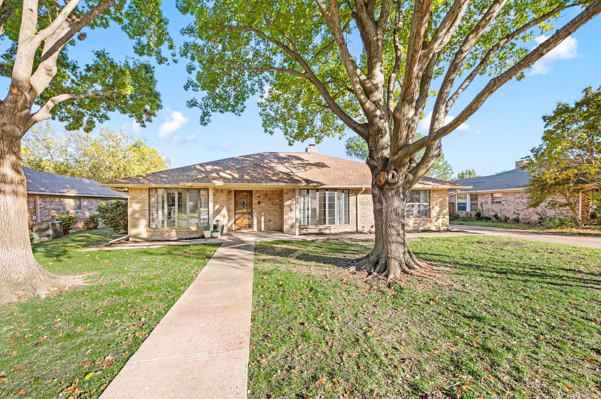 507 Crestview Drive Grapevine TX 76051