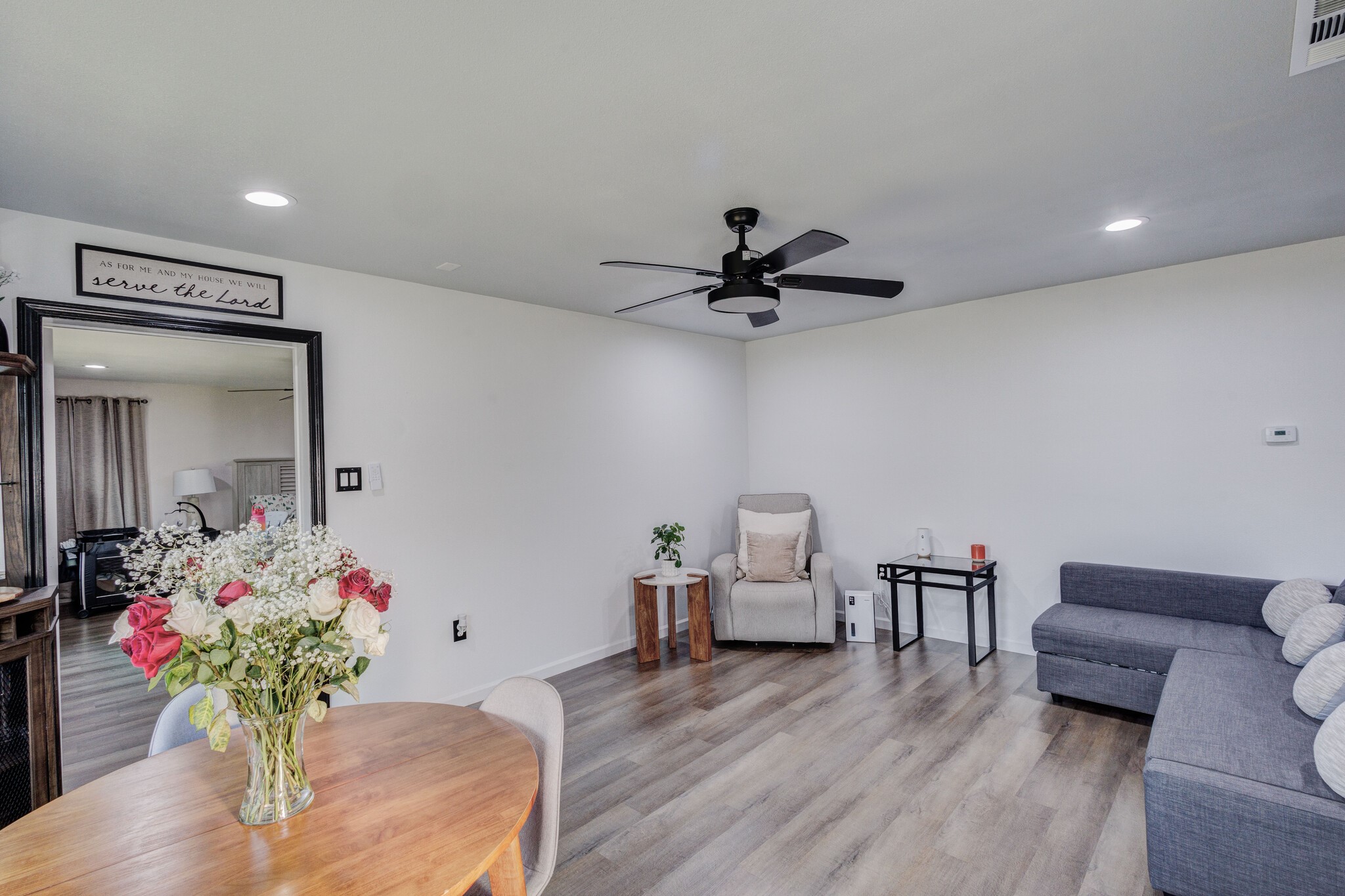 709 SW Dallas Street Grand Prairie TX 75051