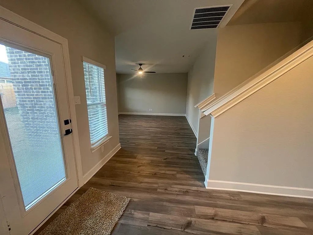 312 Lone Wolf Trail Fort Worth TX 76120
